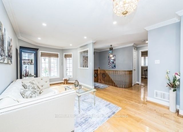 21 Orchid Dr