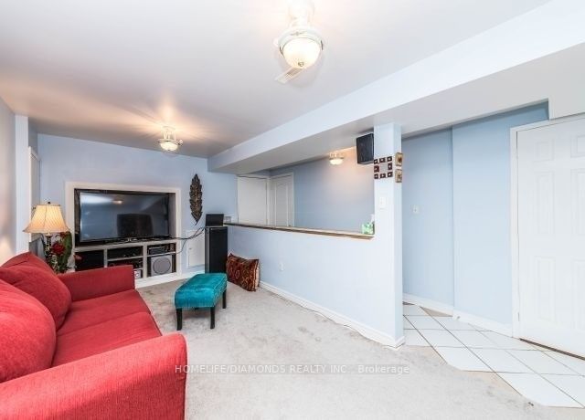 21 Orchid Dr