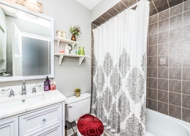 21 Orchid Dr