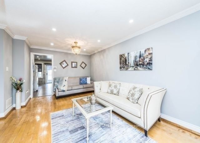 21 Orchid Dr