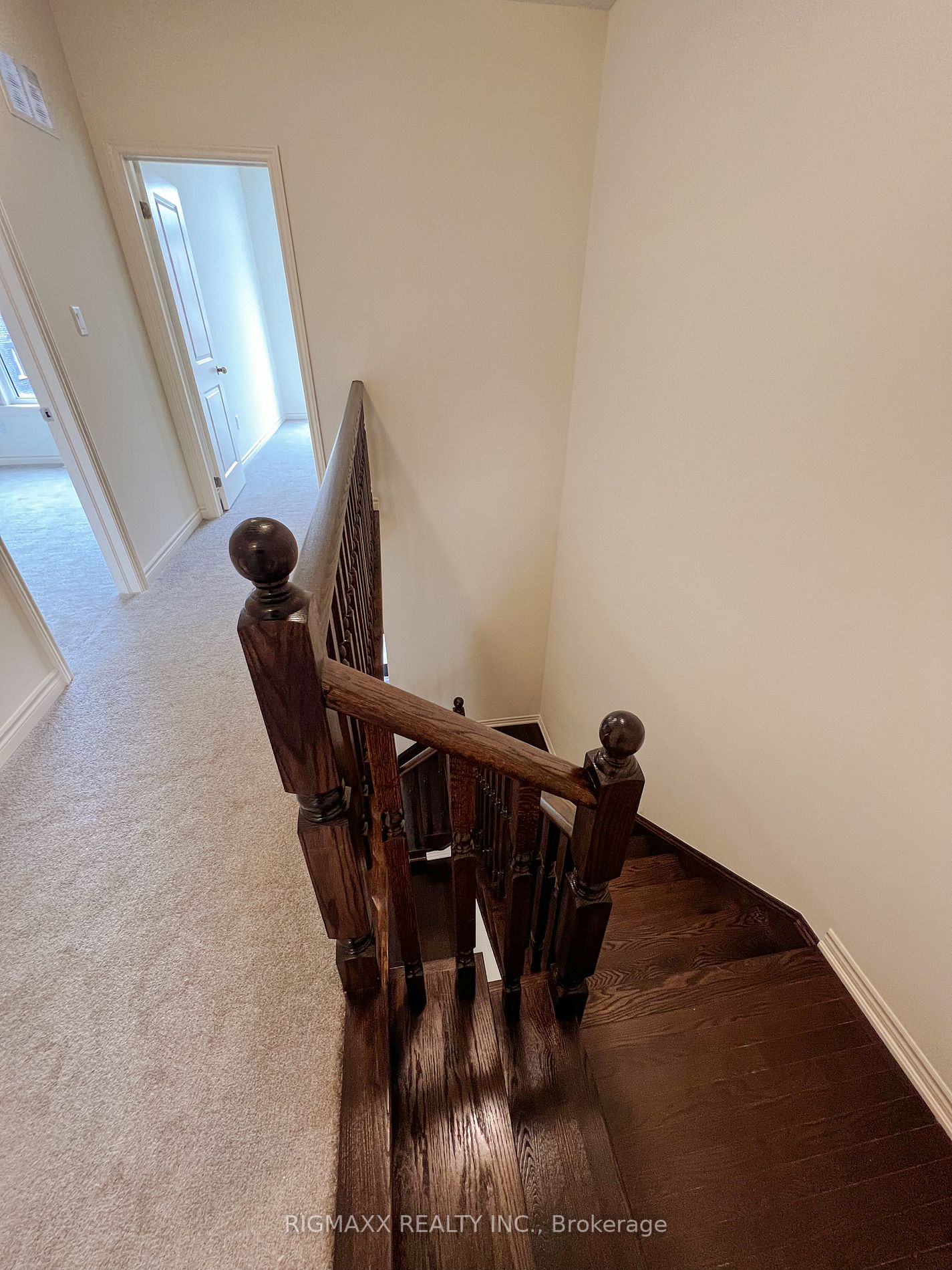 5 Donald Fitch Cres
