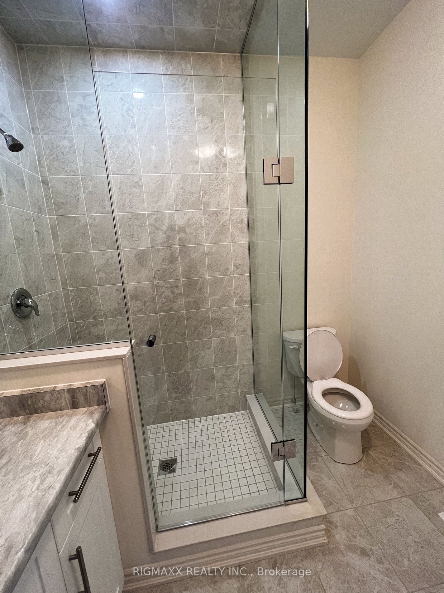 5 Donald Fitch Cres