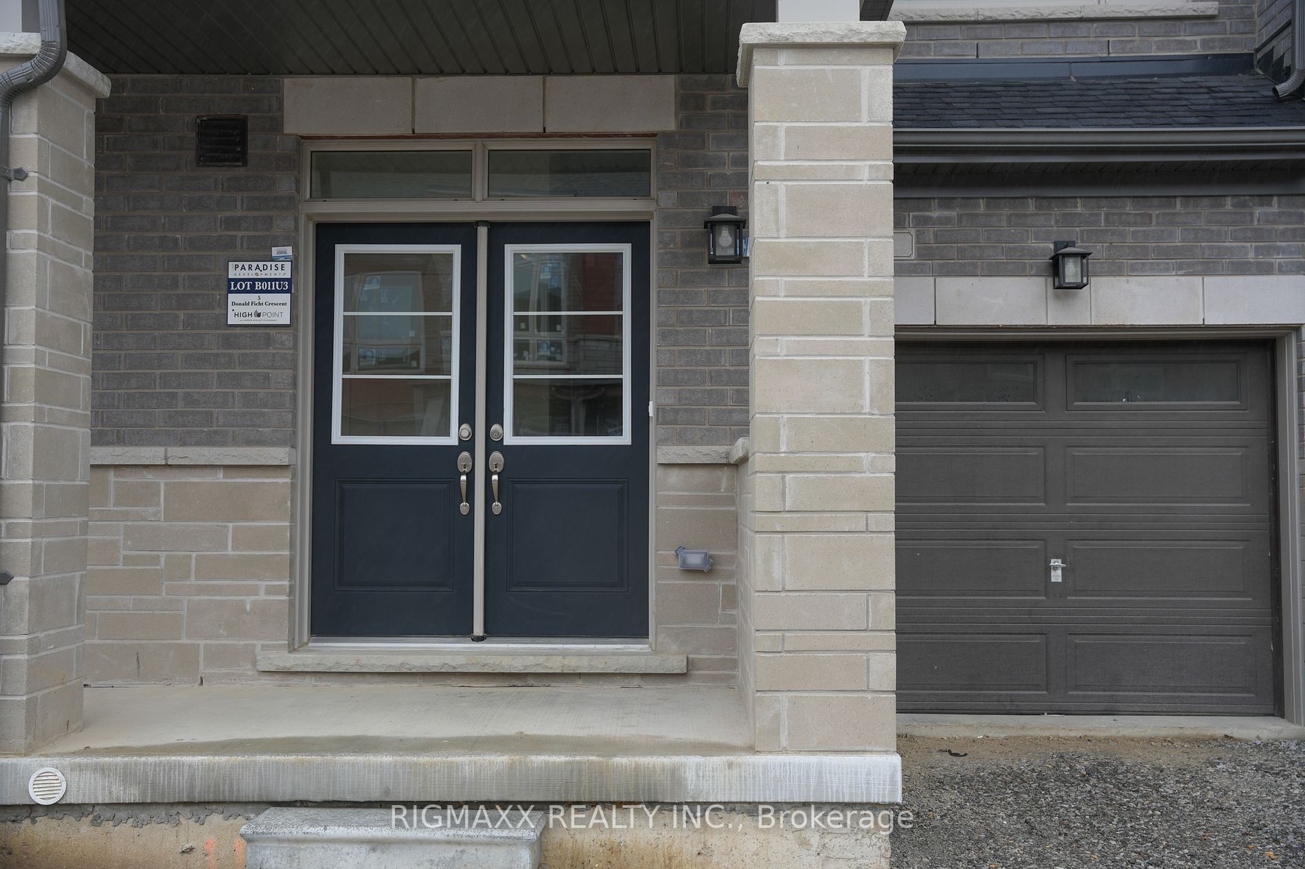 5 Donald Fitch Cres