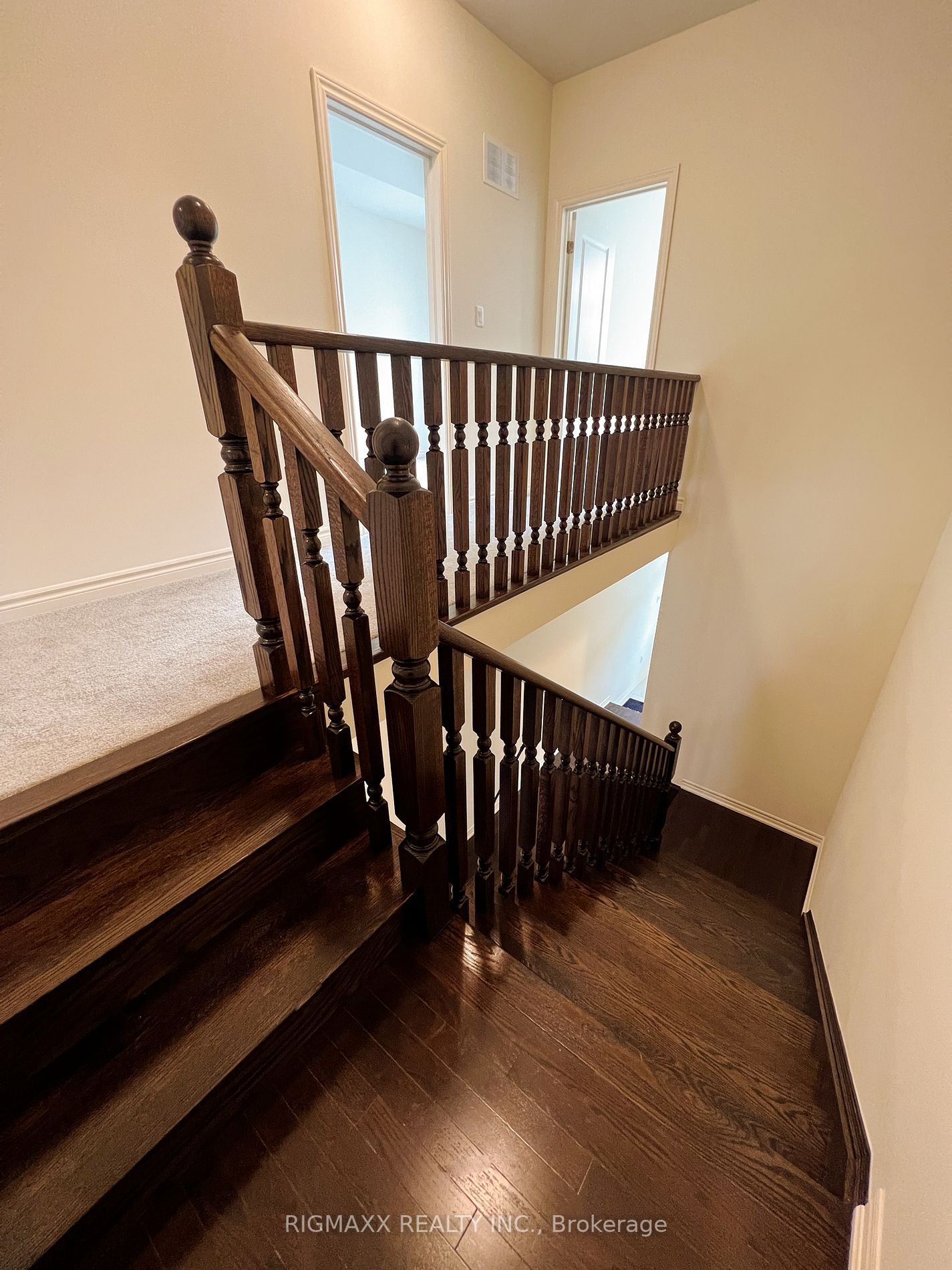 5 Donald Fitch Cres