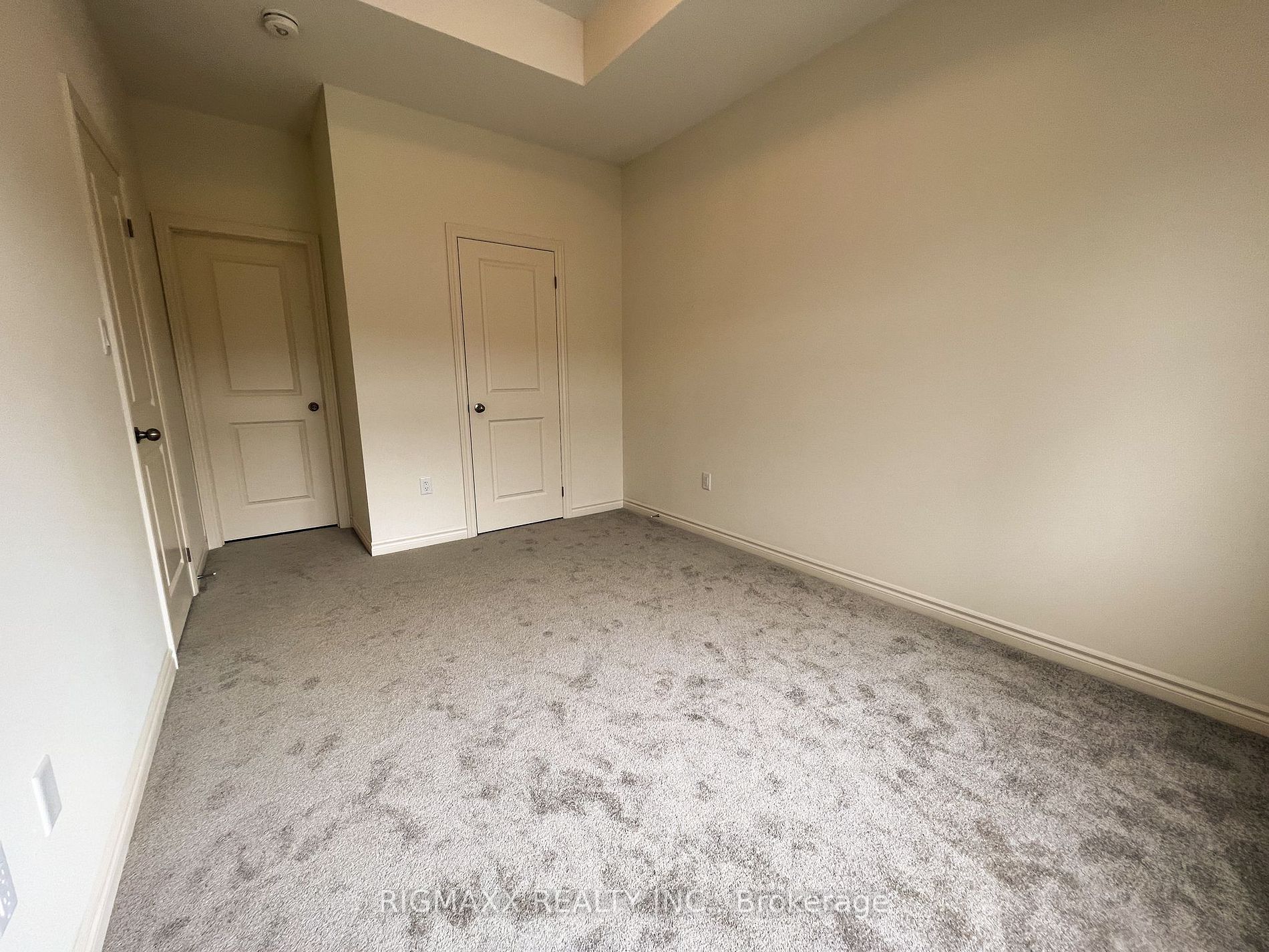 5 Donald Fitch Cres