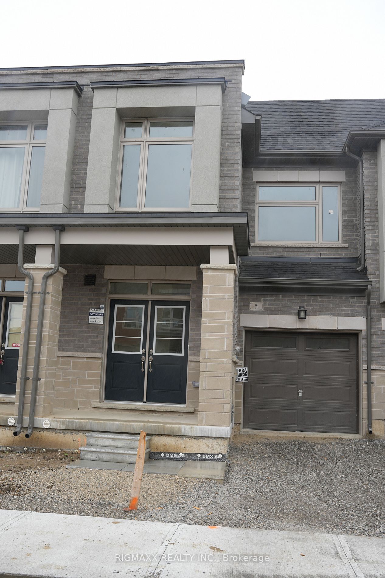 5 Donald Fitch Cres