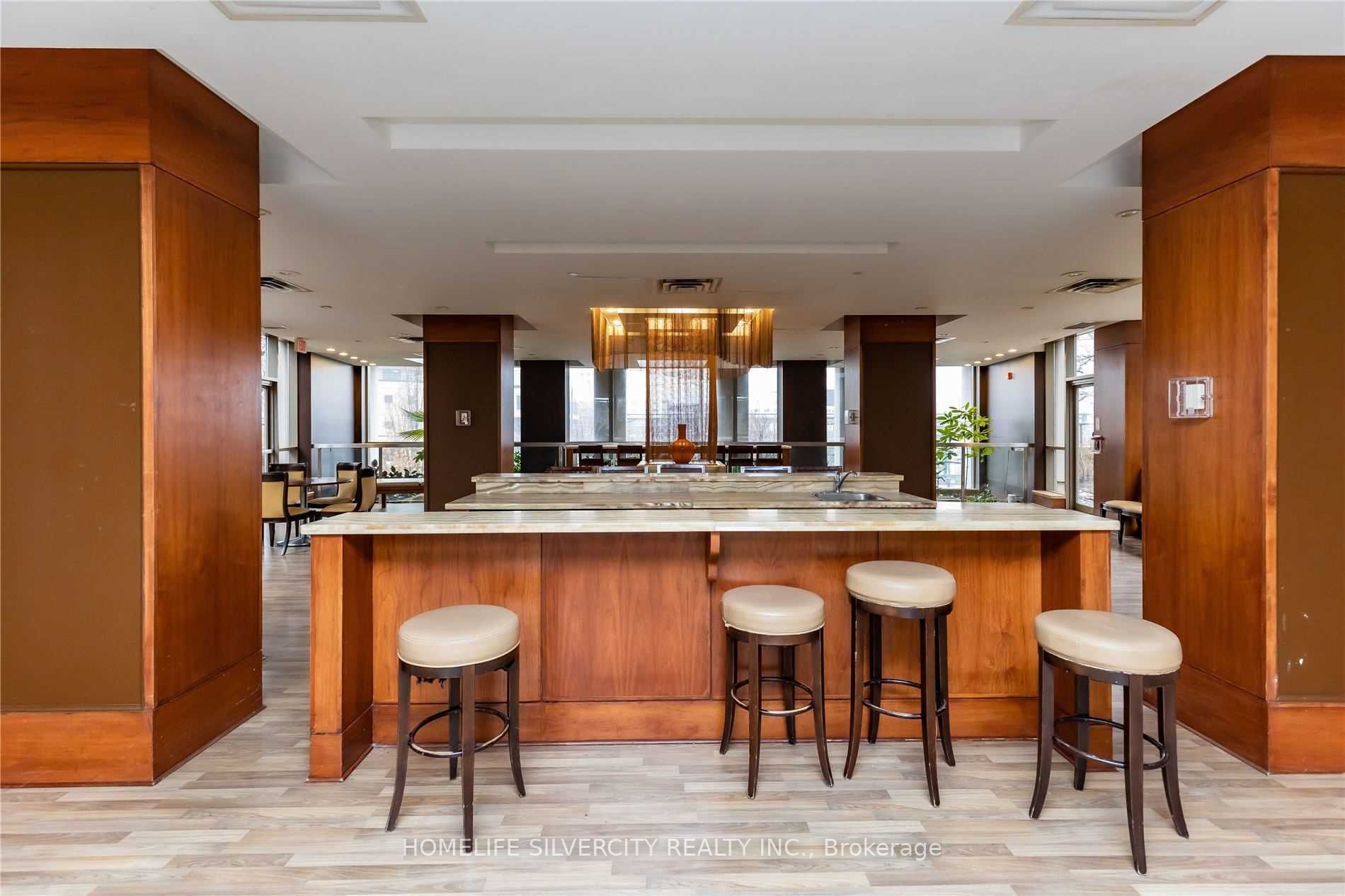 3880 Duke Of York Blvd, #1712