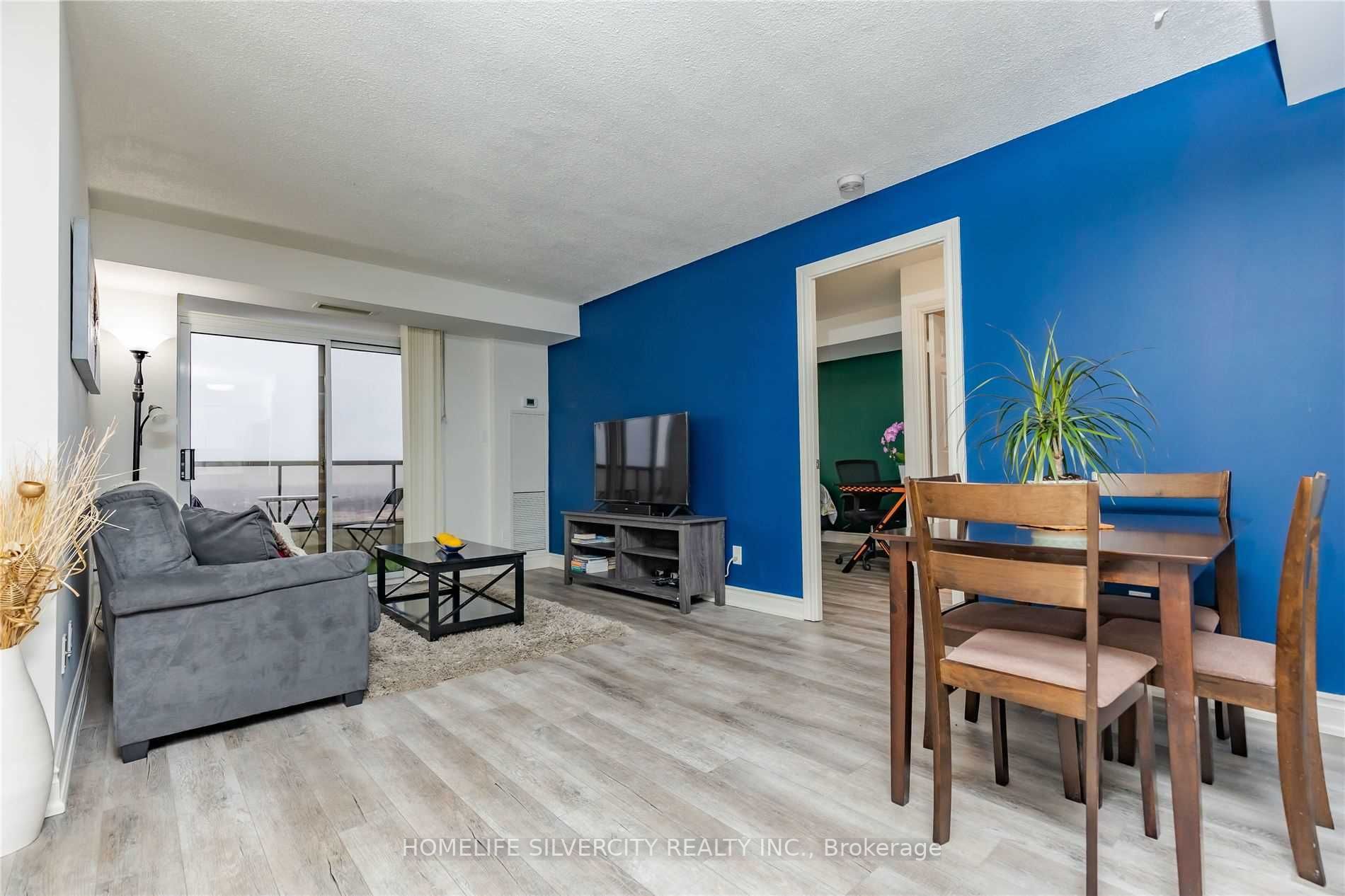 3880 Duke Of York Blvd, #1712