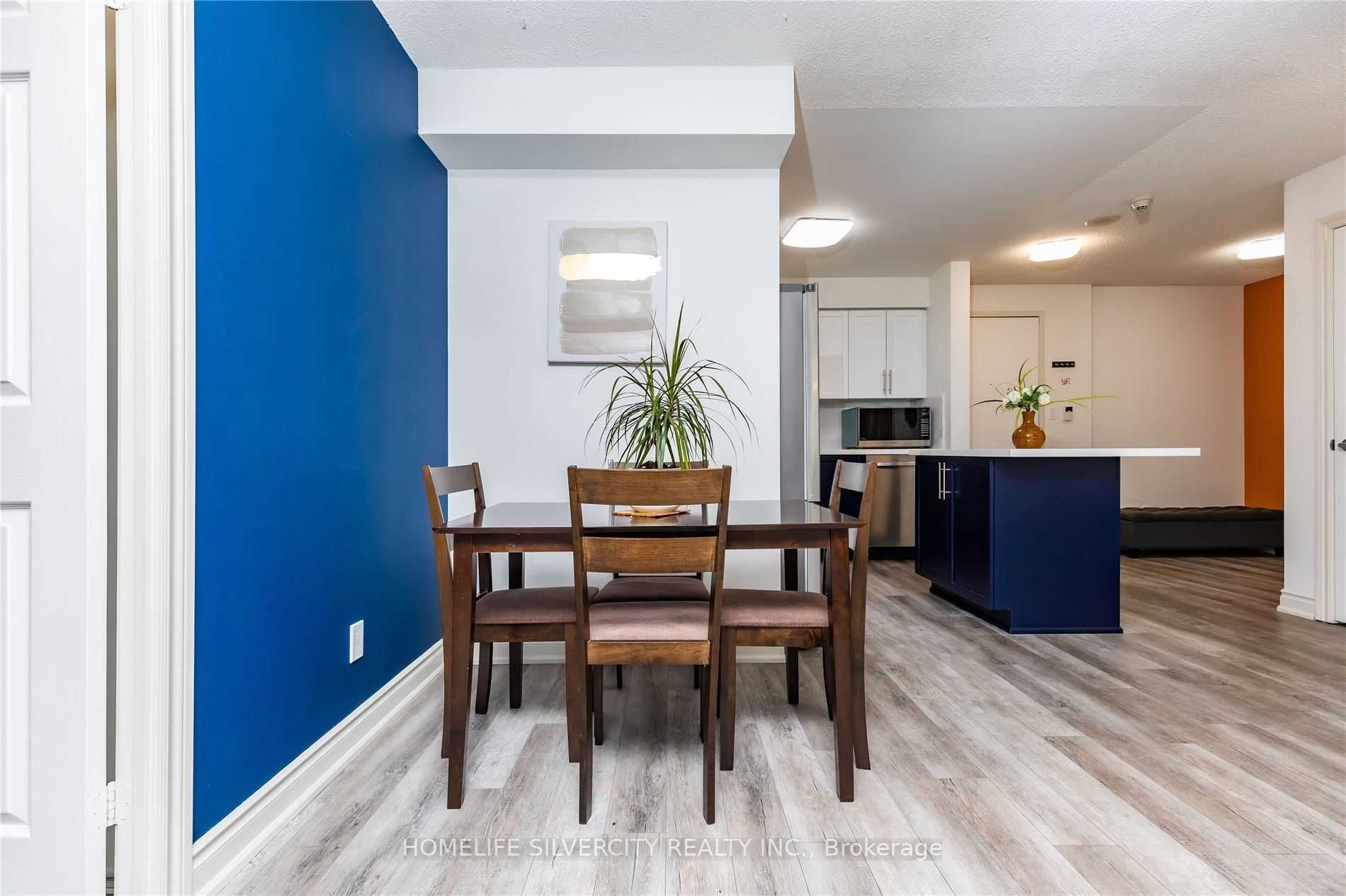3880 Duke Of York Blvd, #1712