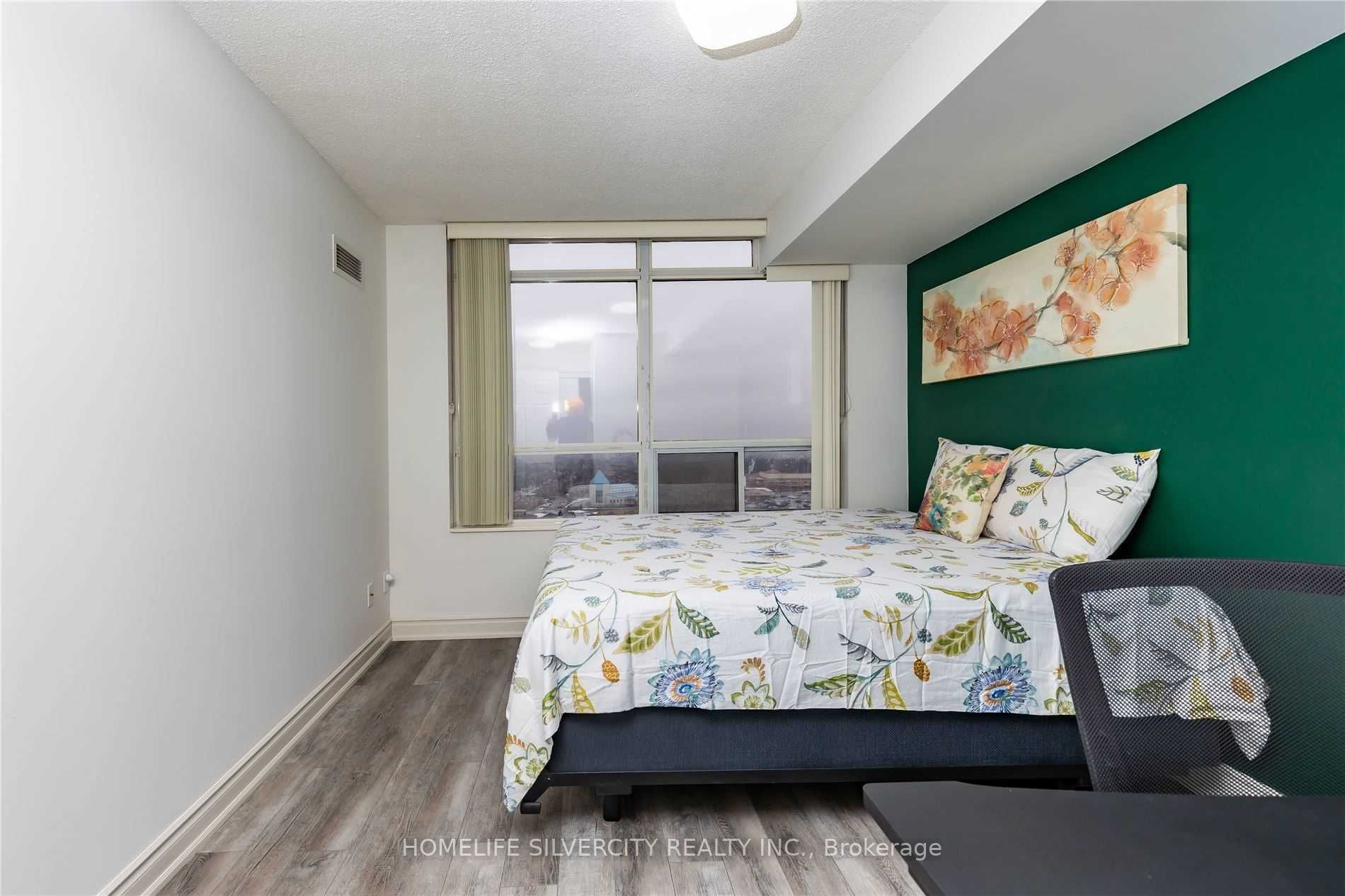 3880 Duke Of York Blvd, #1712