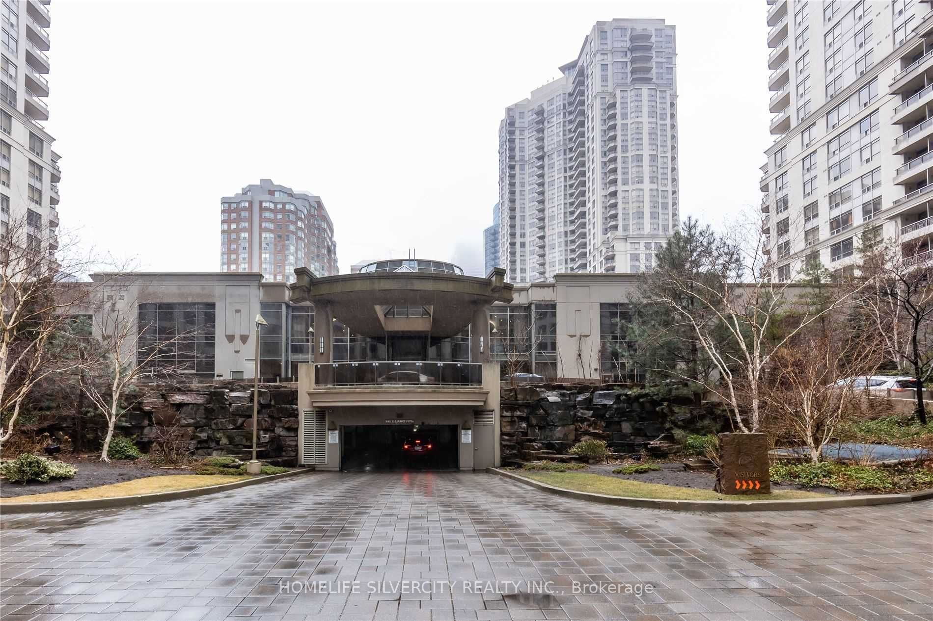 3880 Duke Of York Blvd, #1712