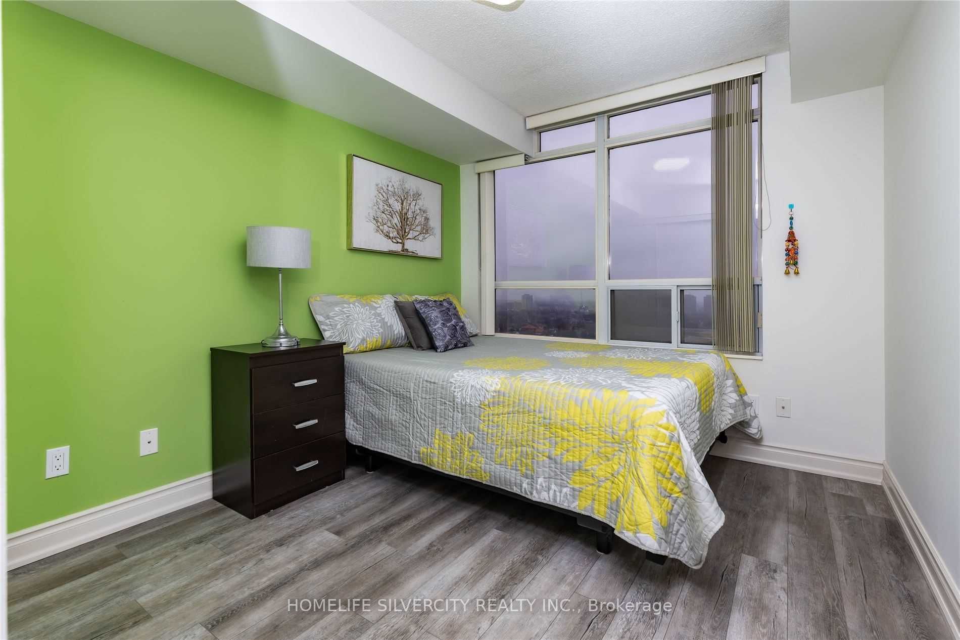 3880 Duke Of York Blvd, #1712