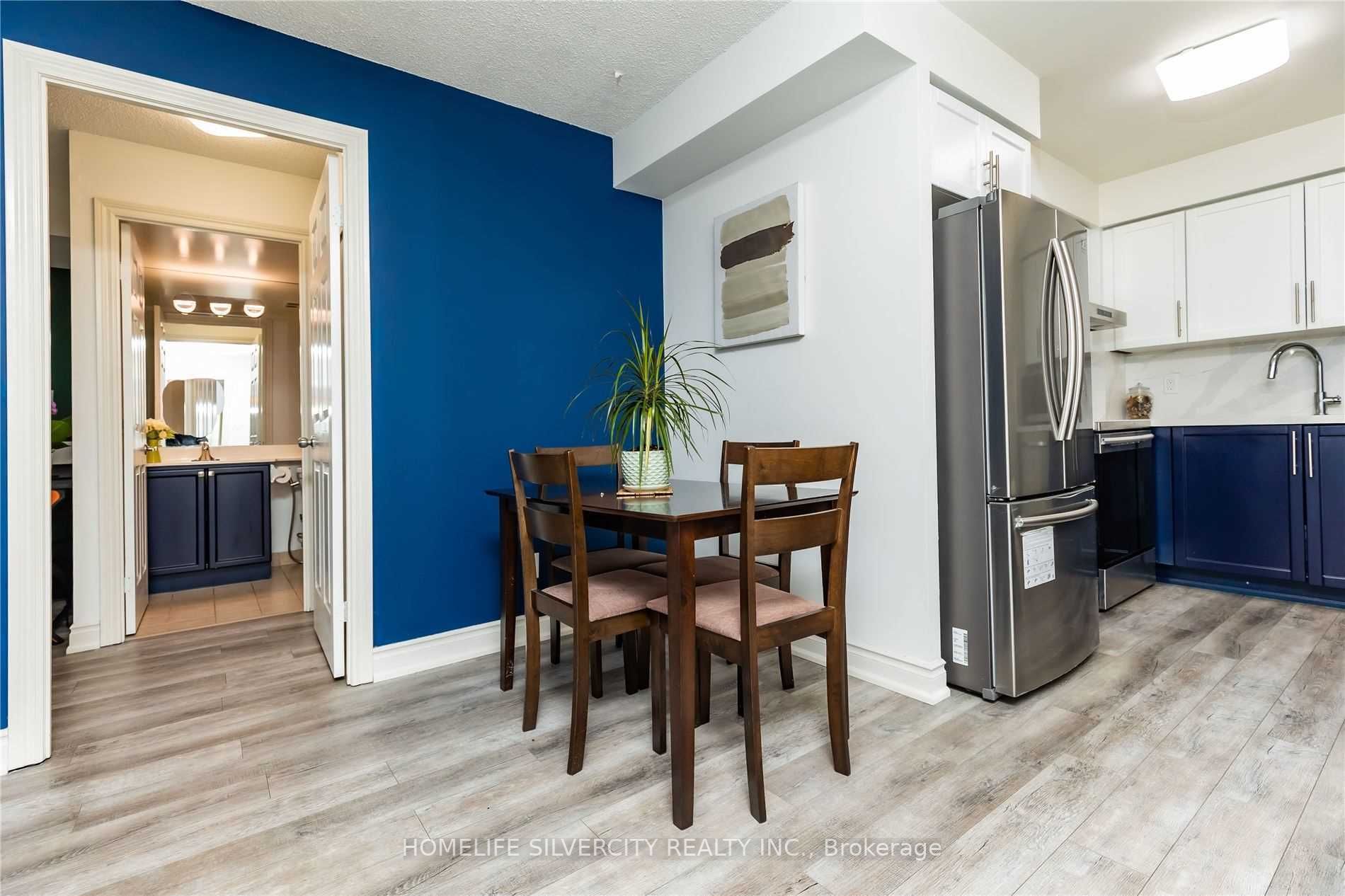 3880 Duke Of York Blvd, #1712
