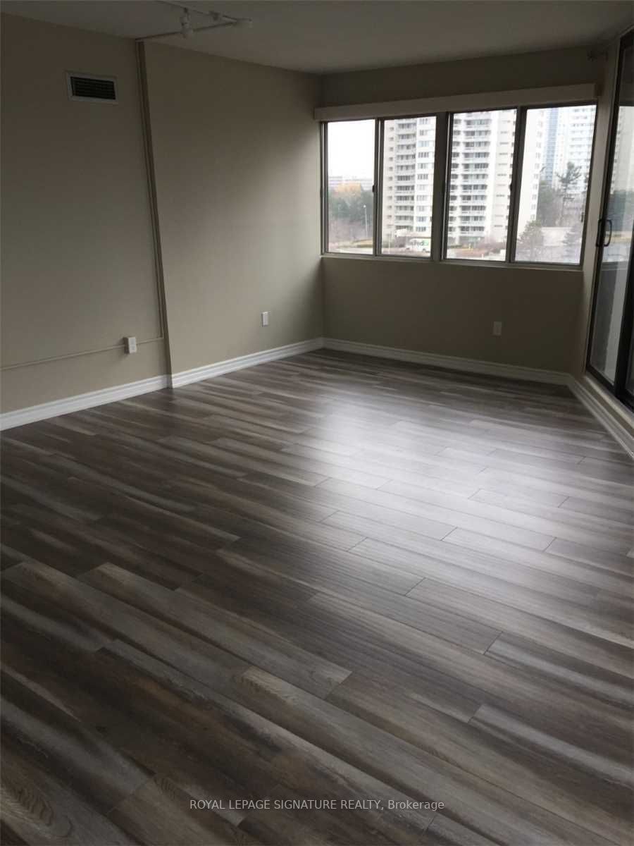 1580 Mississauga Valley Blvd, #702