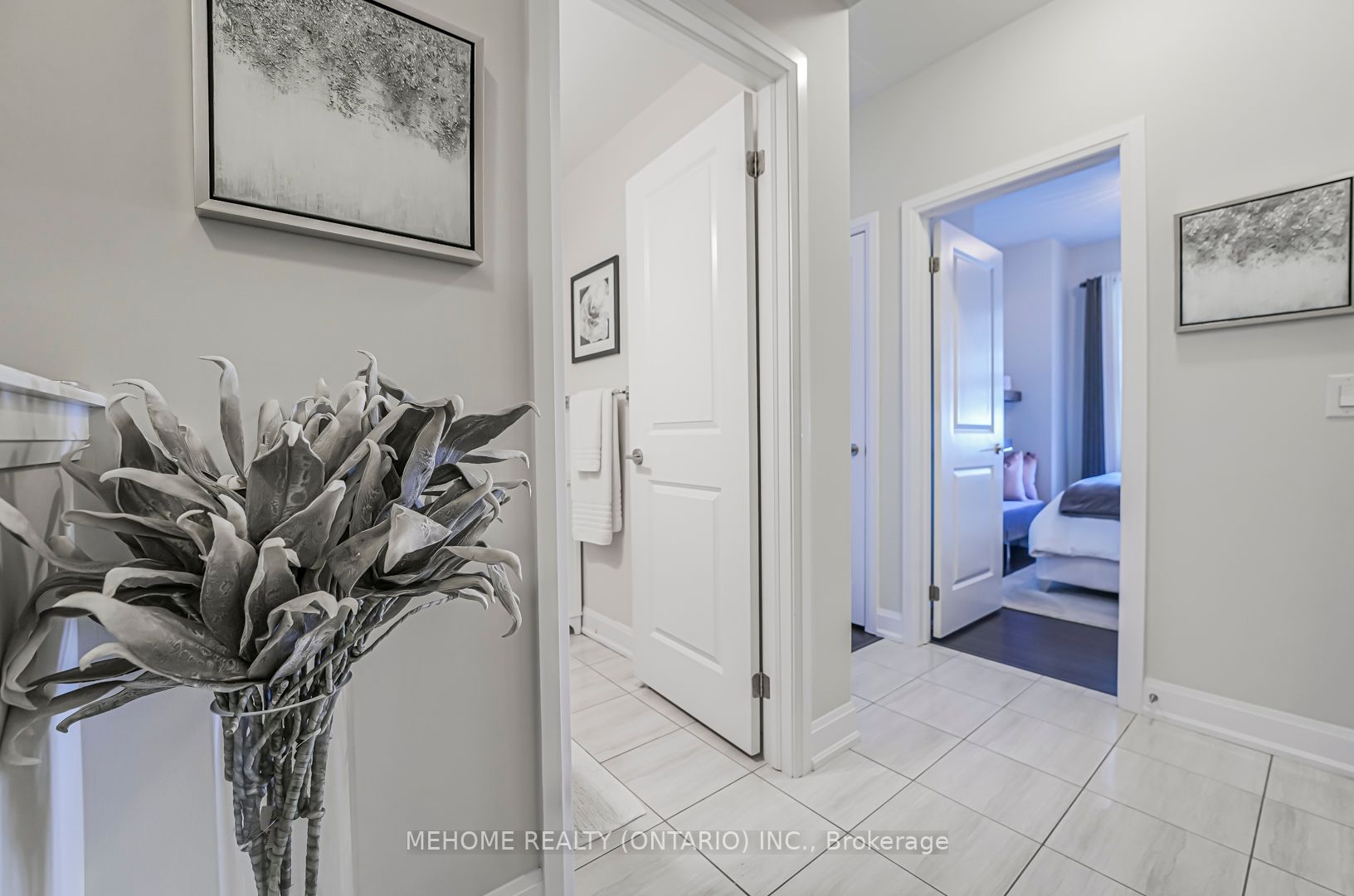 275 Roxton Rd, #203