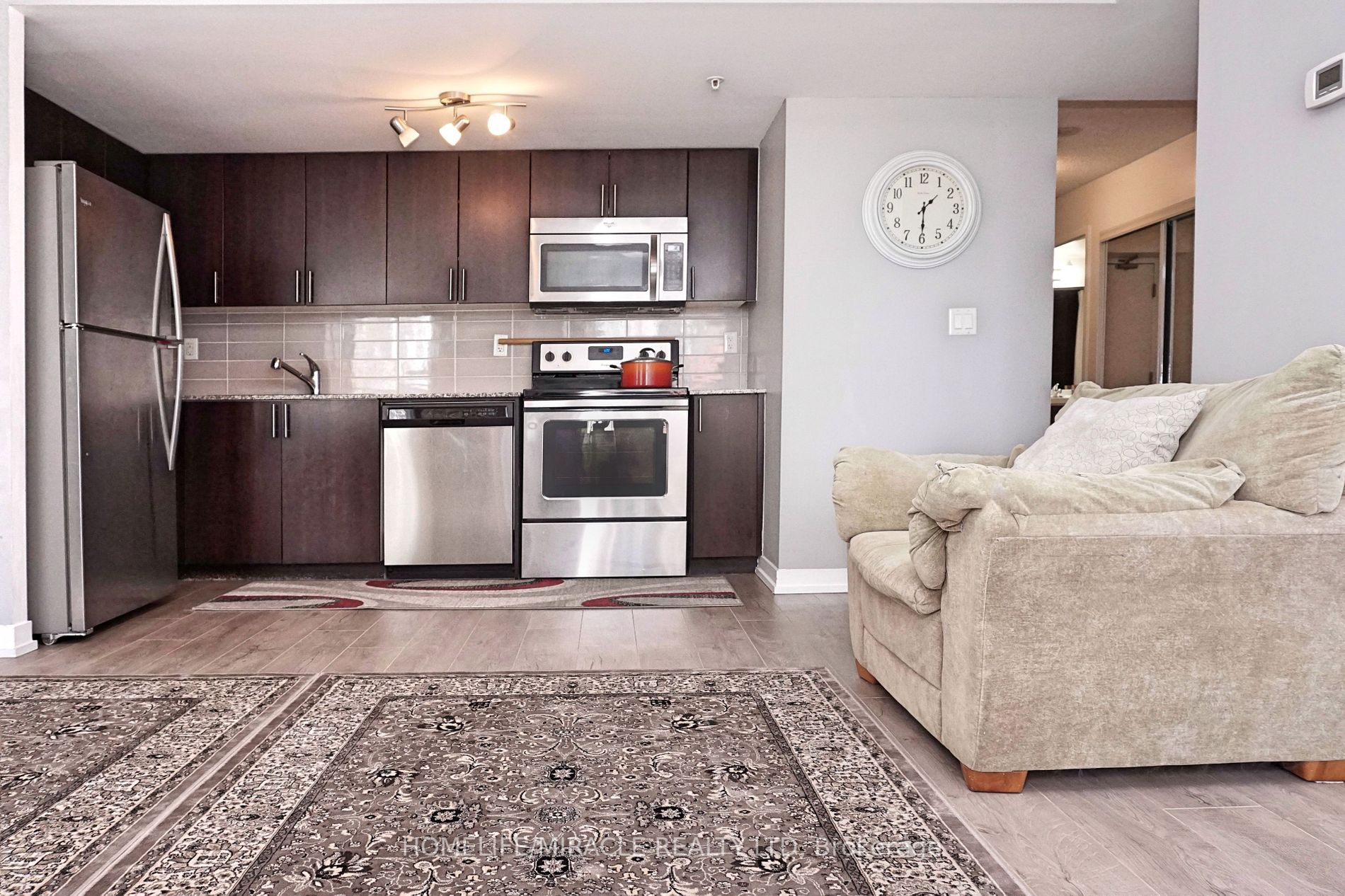 Listing W6154008 - Large Photo # 6