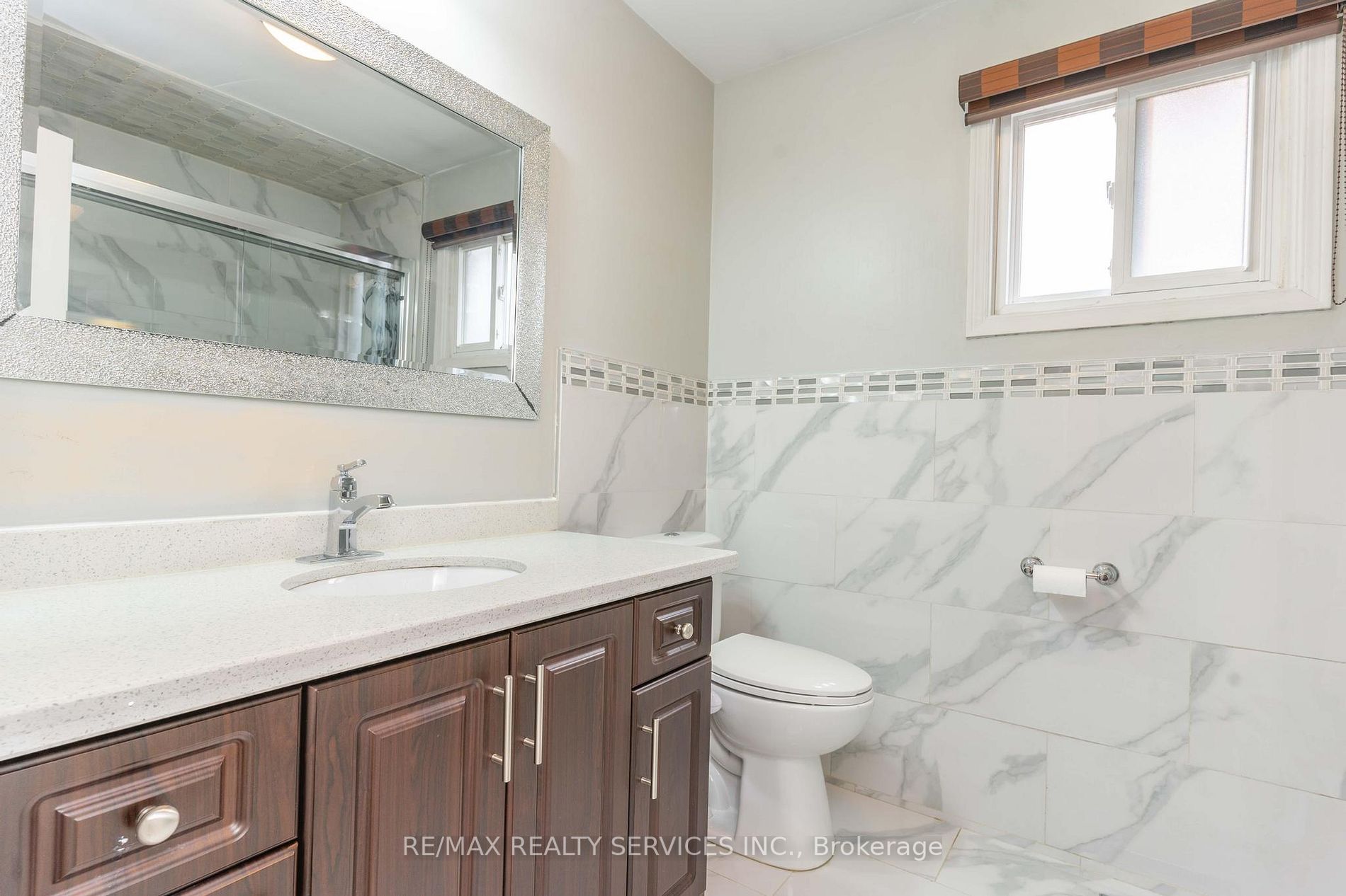 77 Major William Sharpe Dr