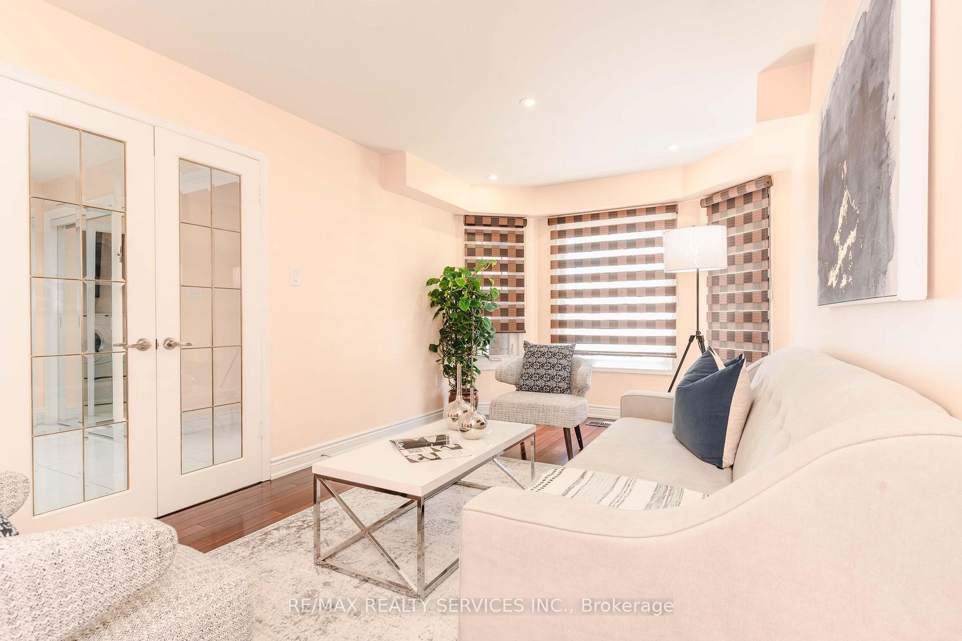 77 Major William Sharpe Dr