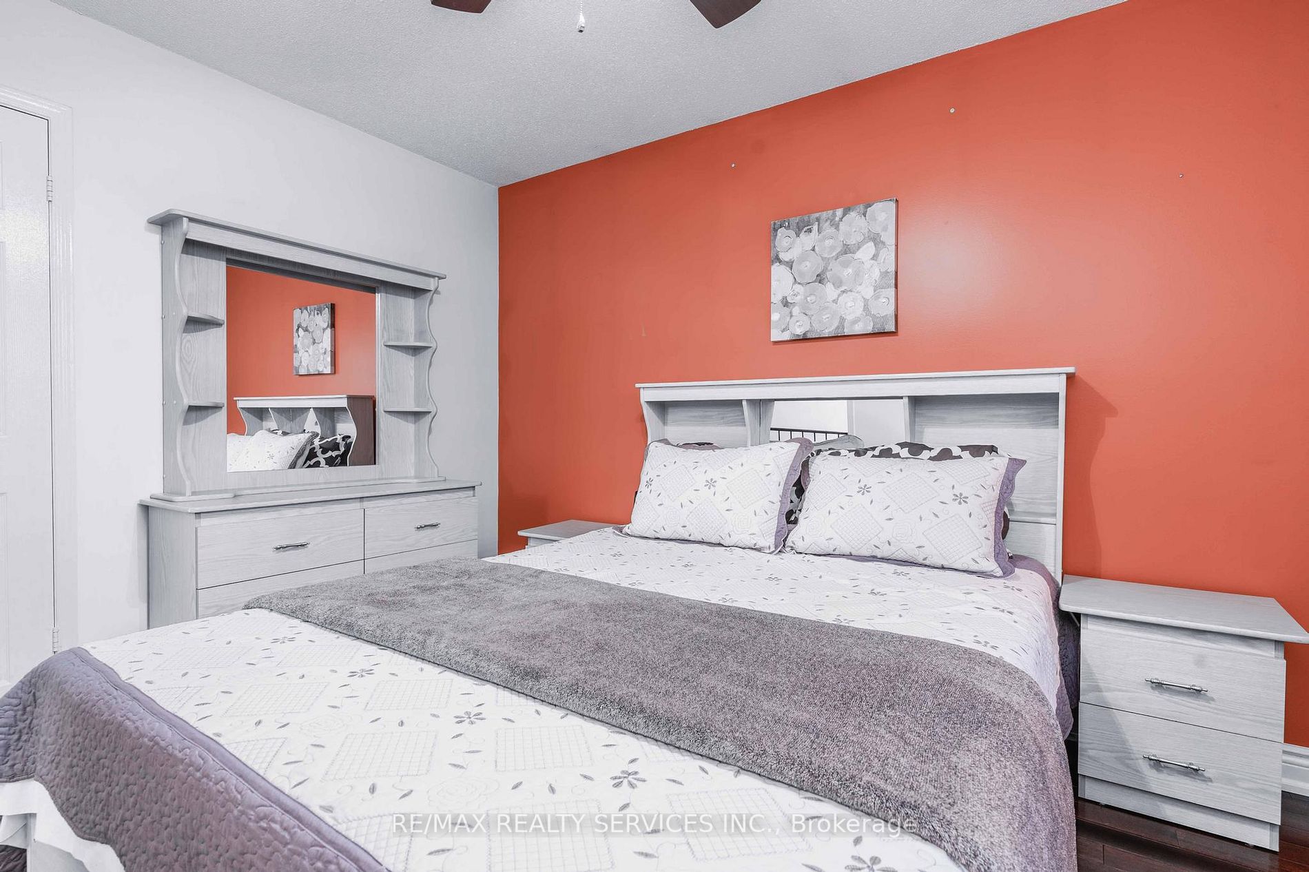 77 Major William Sharpe Dr