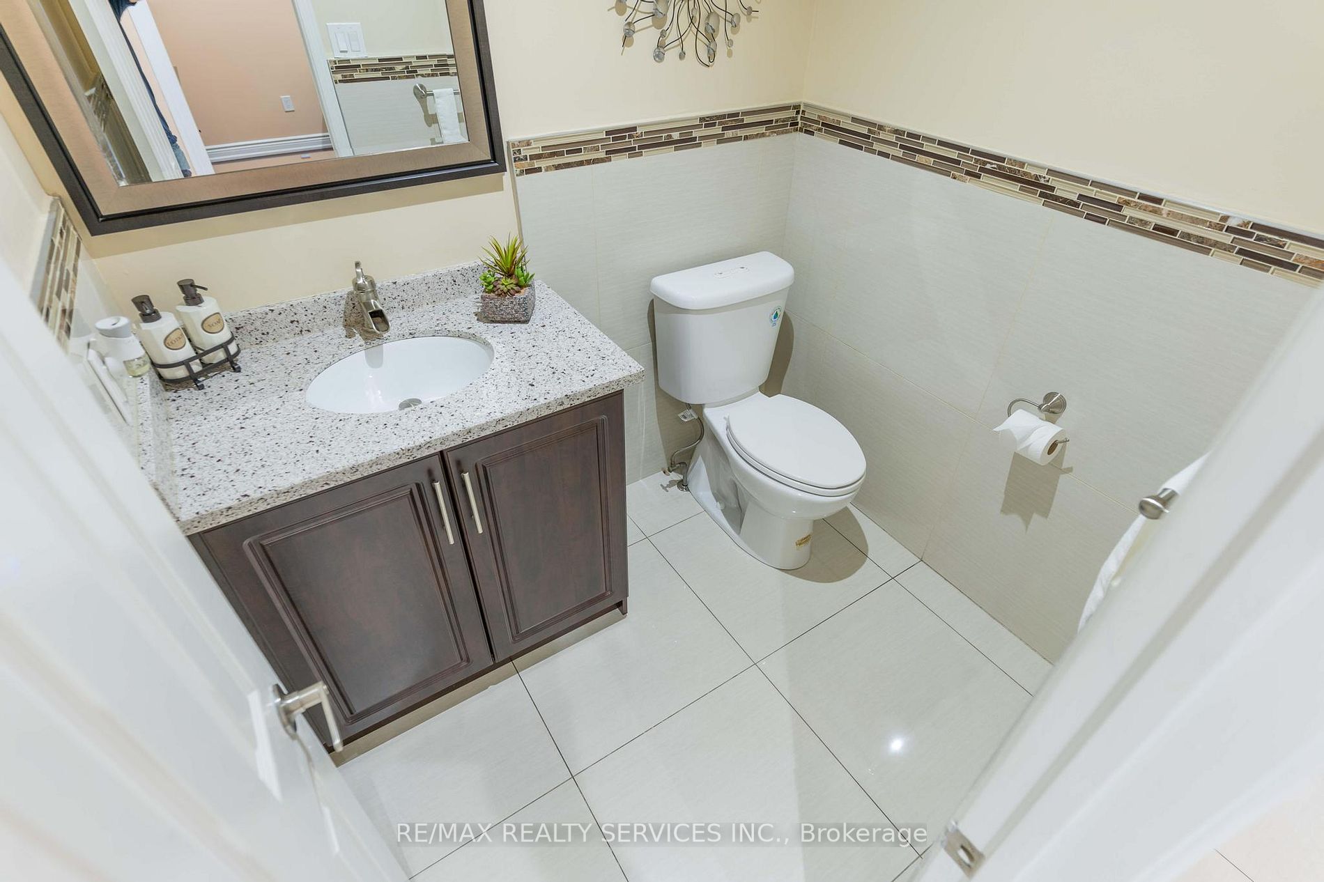 77 Major William Sharpe Dr
