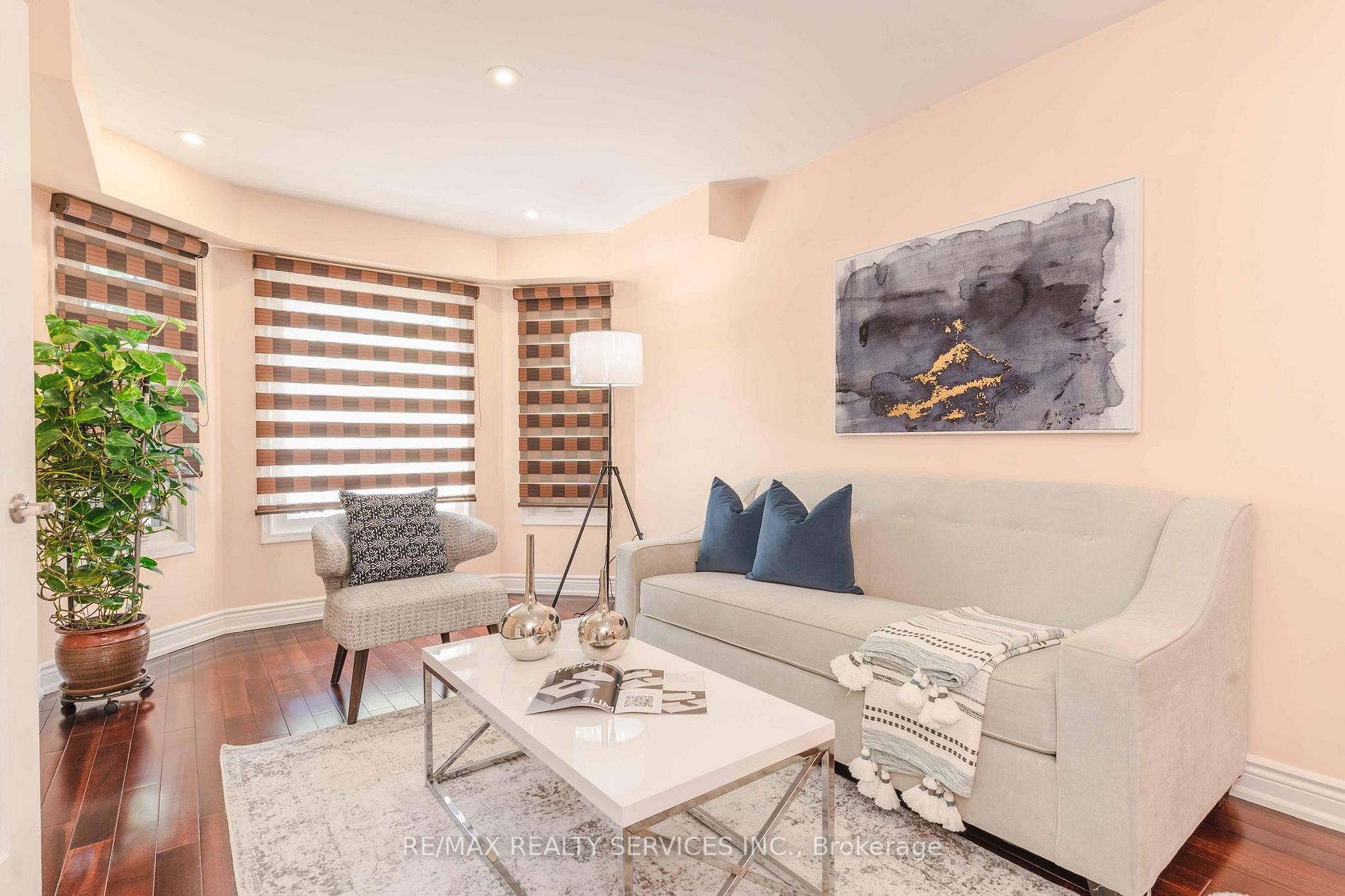 77 Major William Sharpe Dr