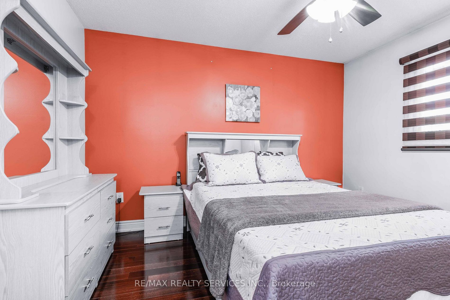 77 Major William Sharpe Dr