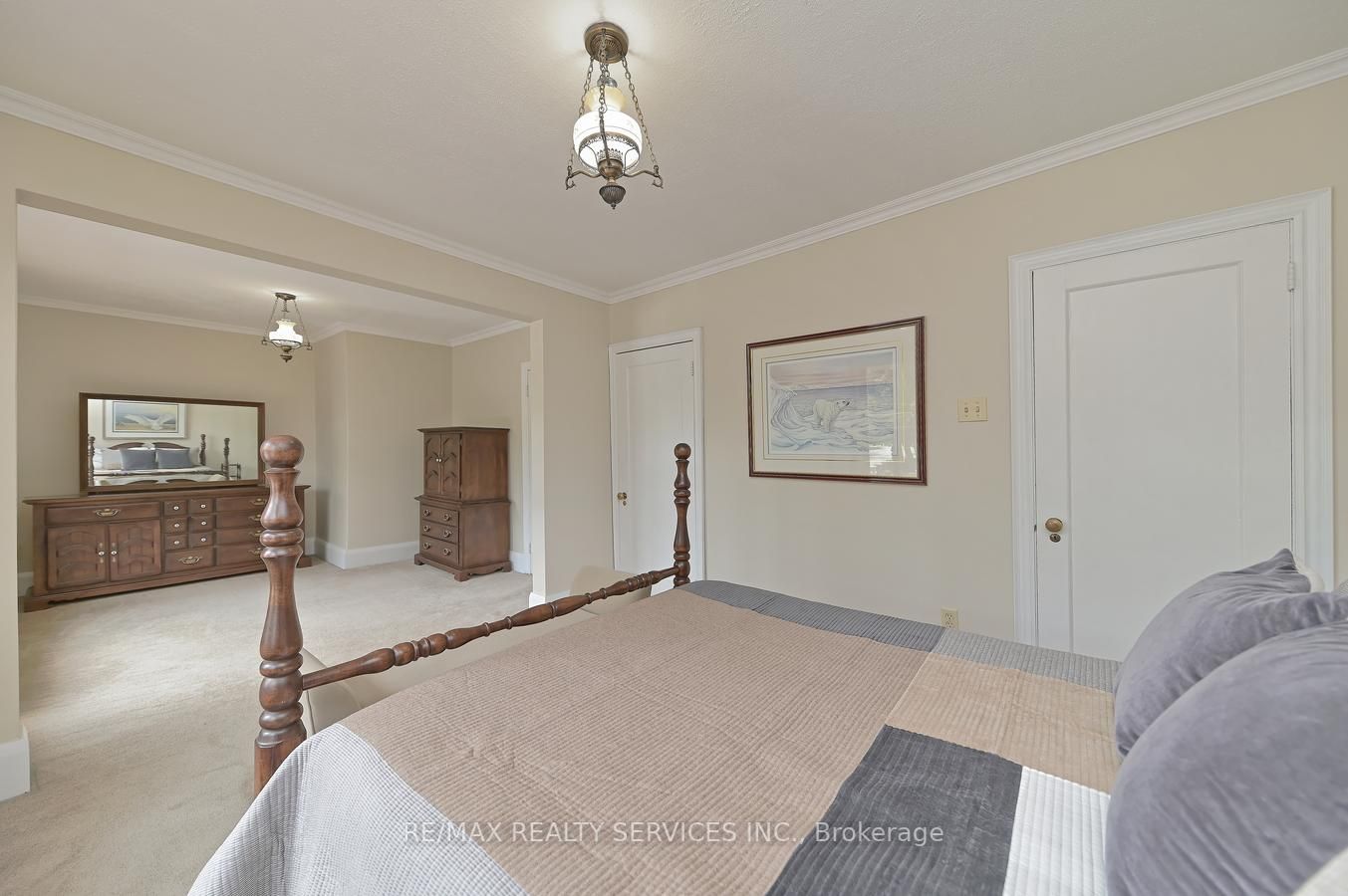 38 Rosedale Ave W