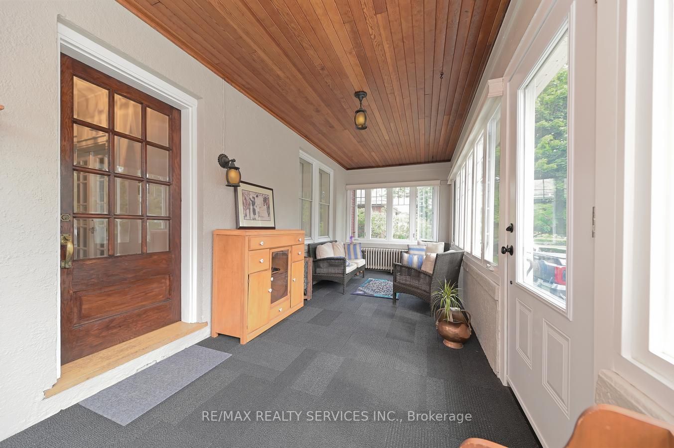 38 Rosedale Ave W