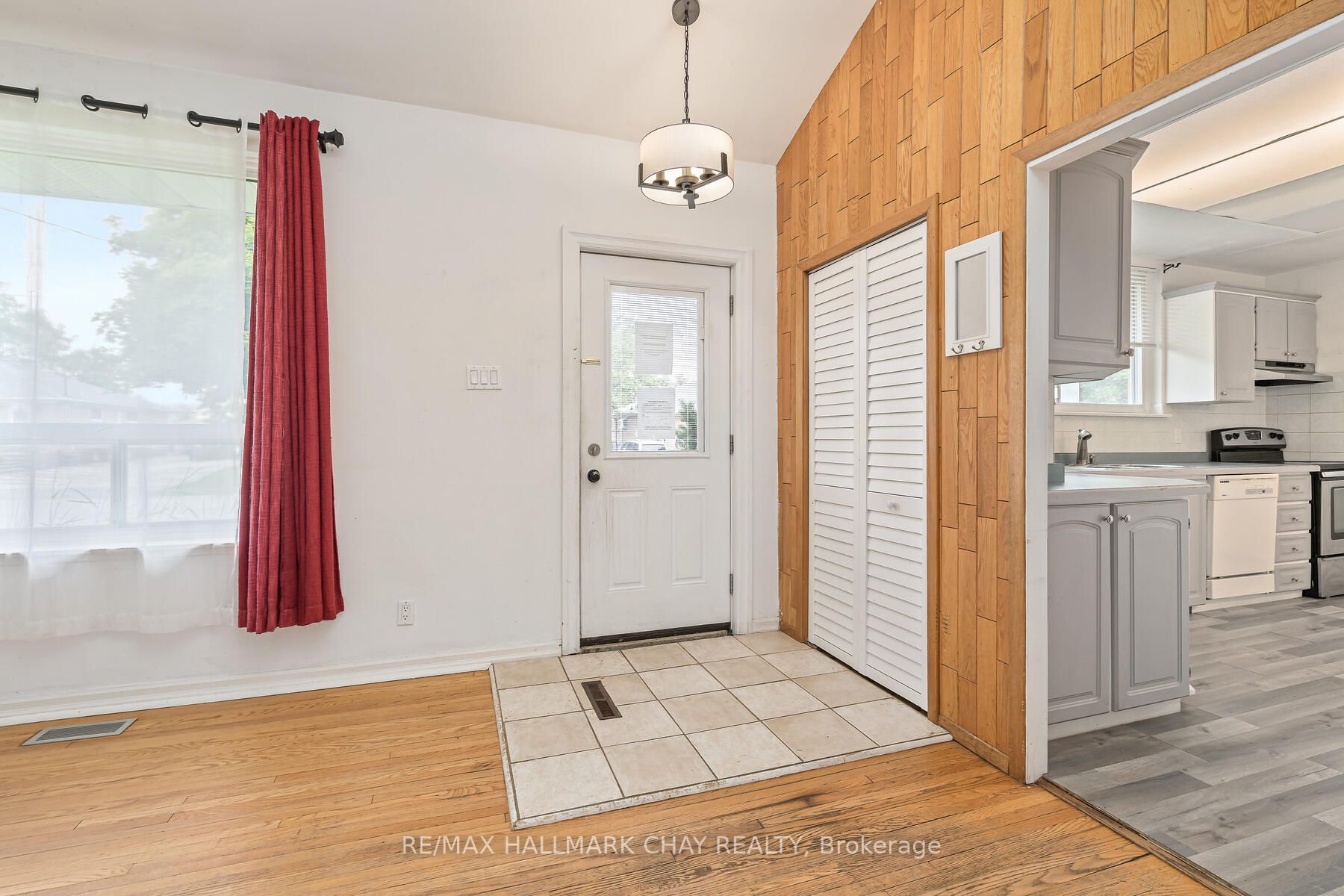 76 Raylawn Cres