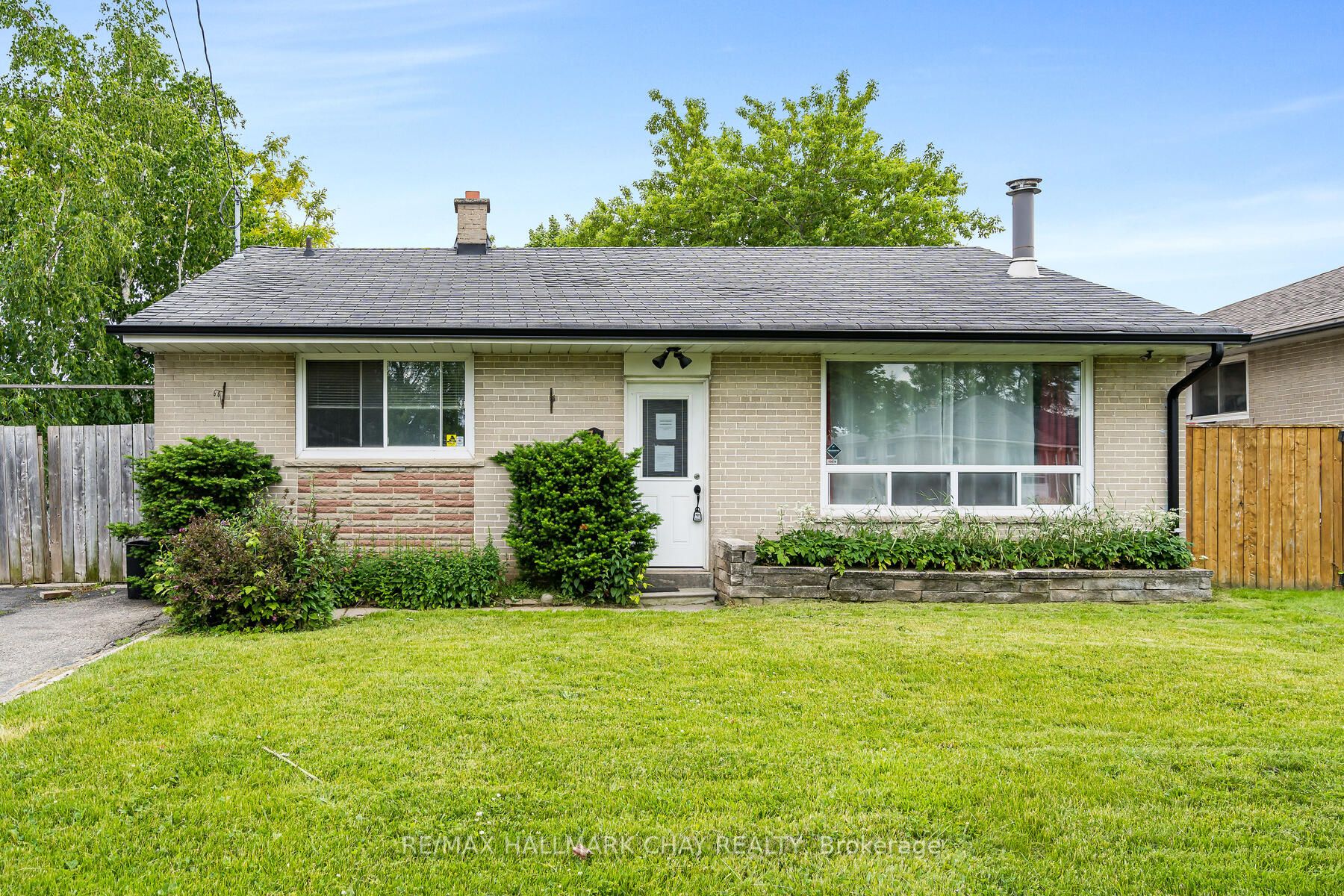 76 Raylawn Cres