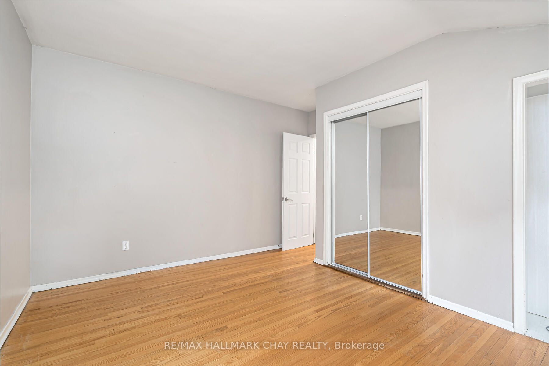 76 Raylawn Cres