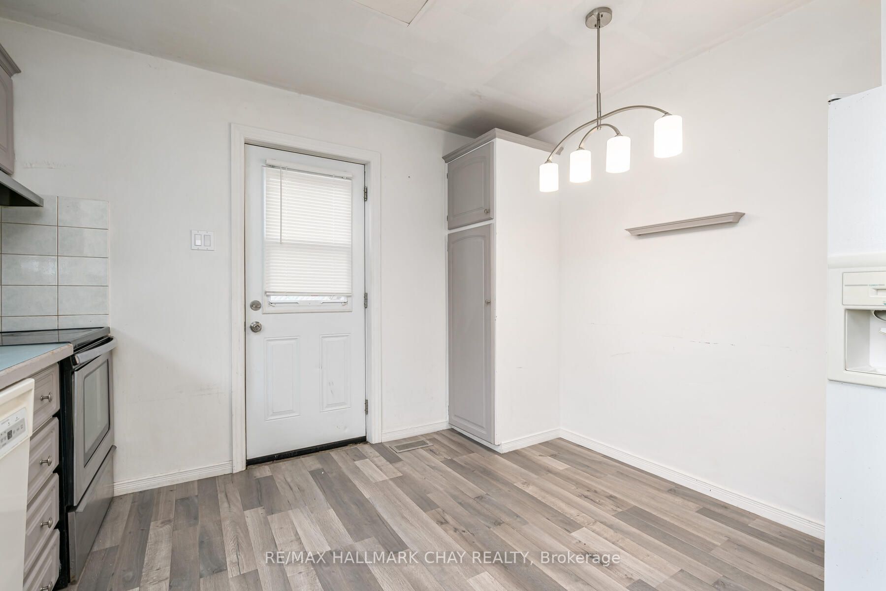 76 Raylawn Cres