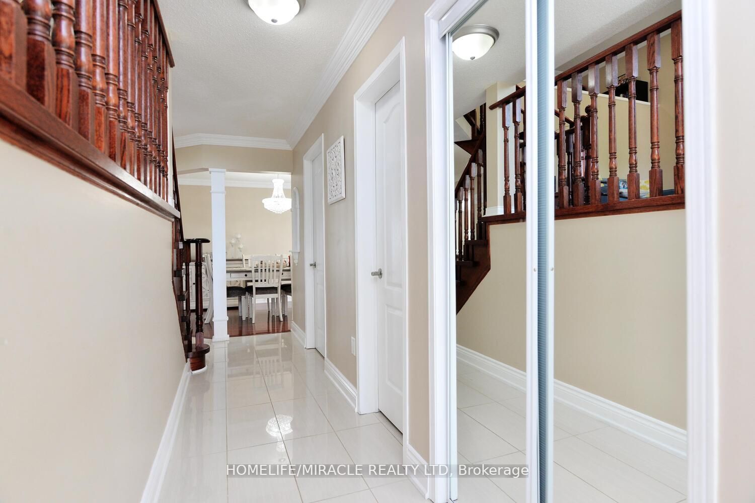 59 Earl Grey Crescent