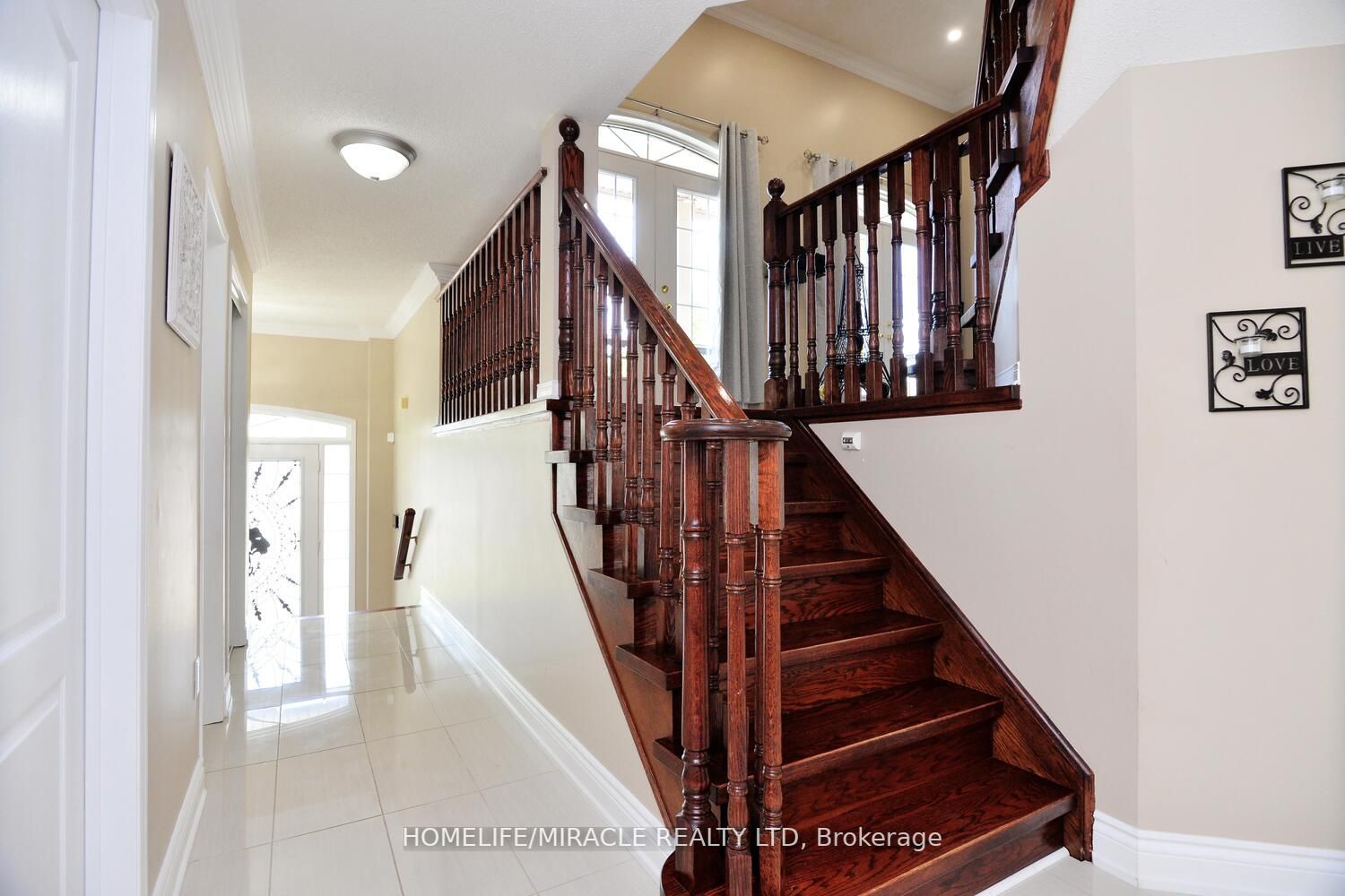 59 Earl Grey Crescent