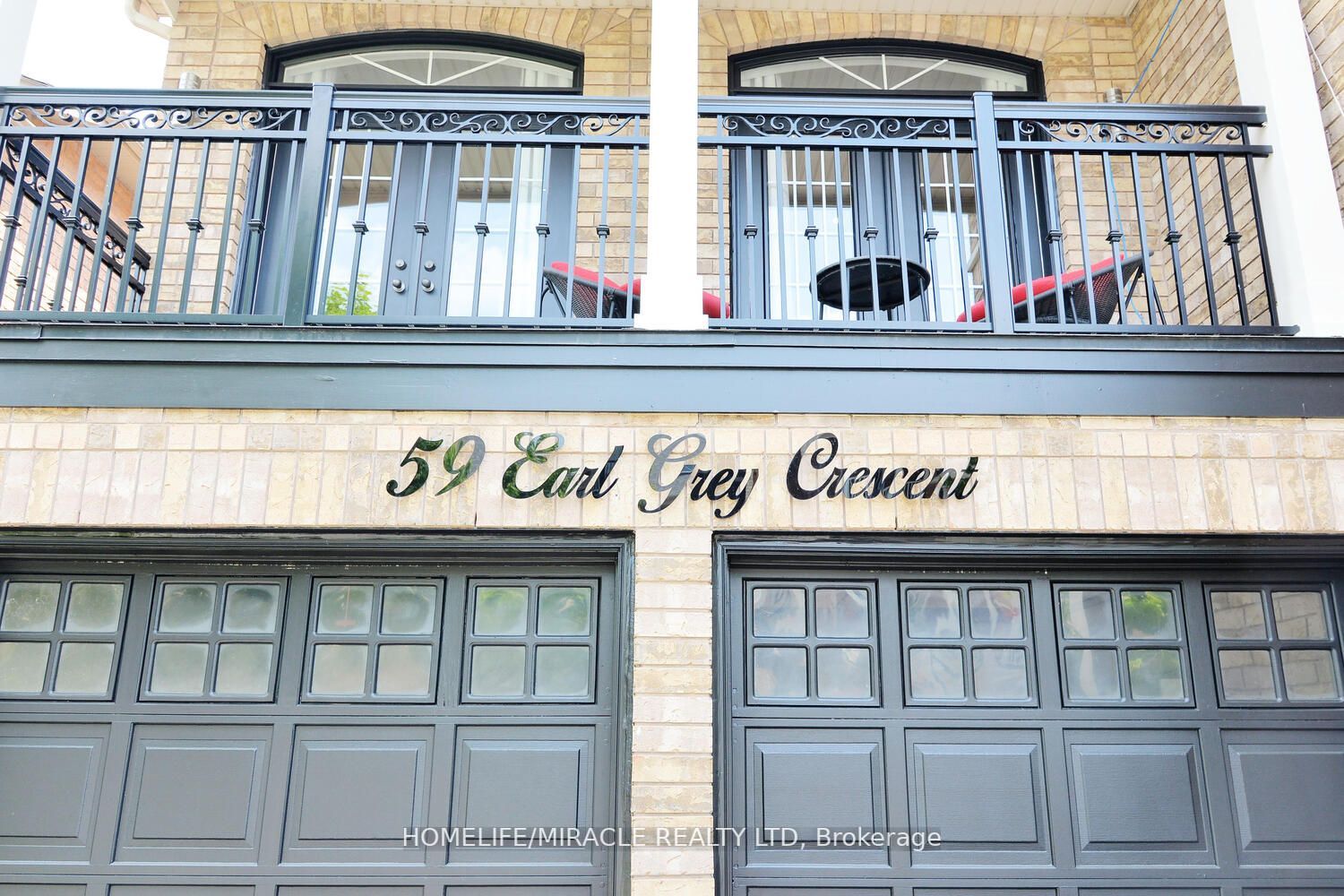 59 Earl Grey Crescent