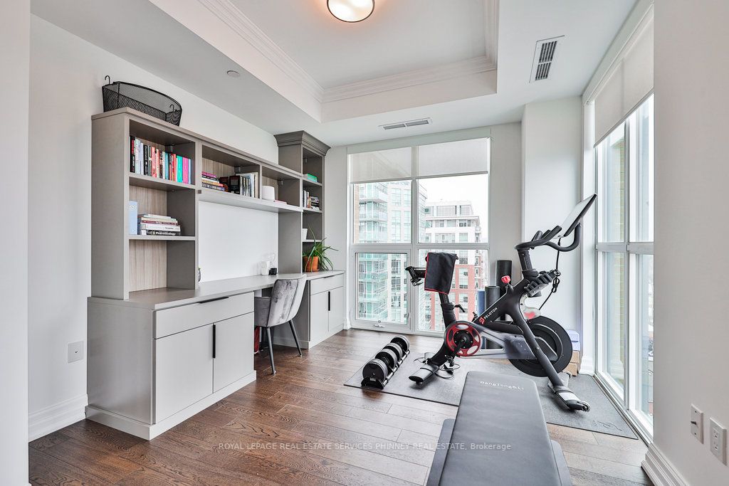 2060 Lakeshore Rd, #1303