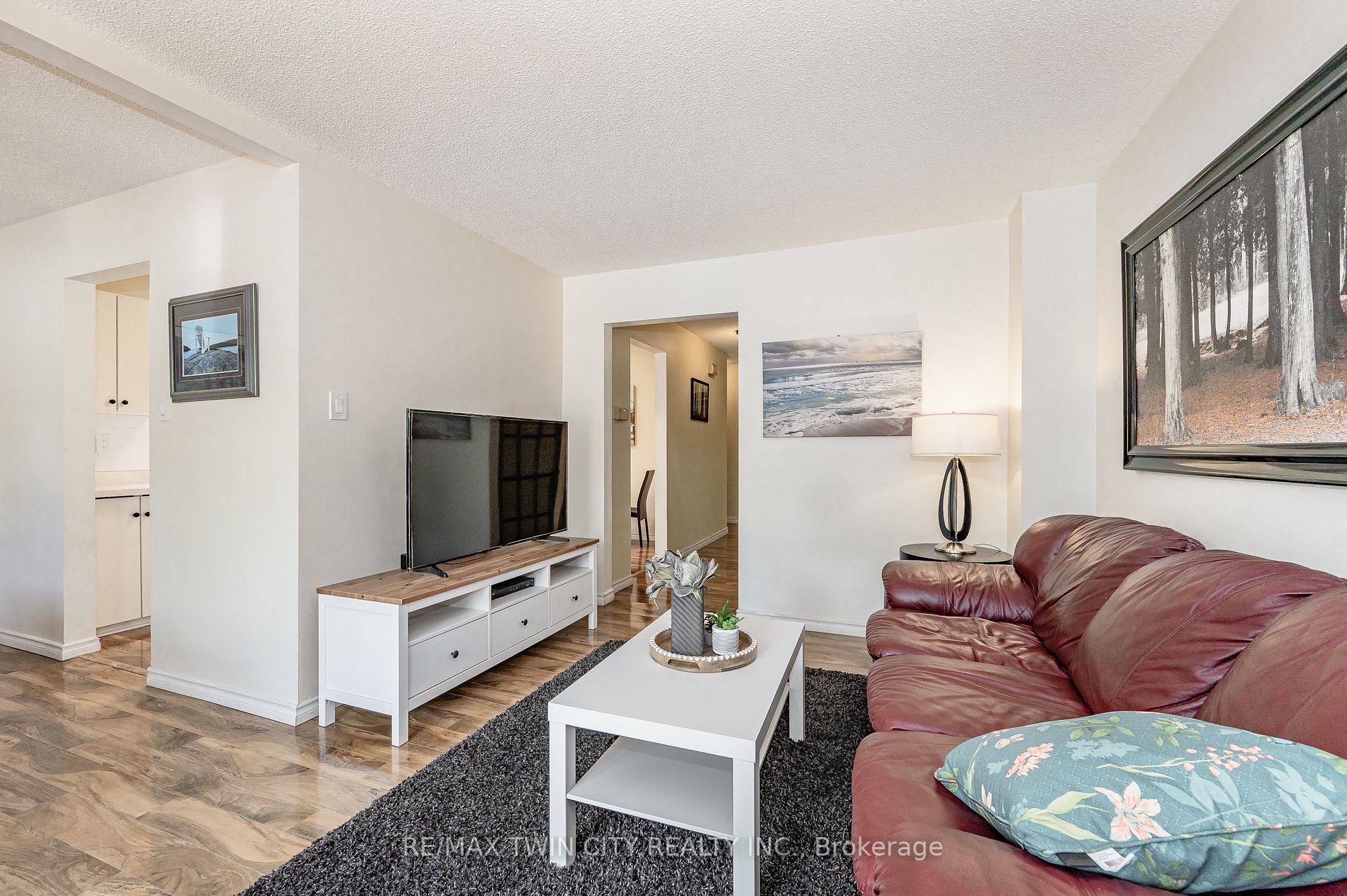 3017 Plum Tree Crt