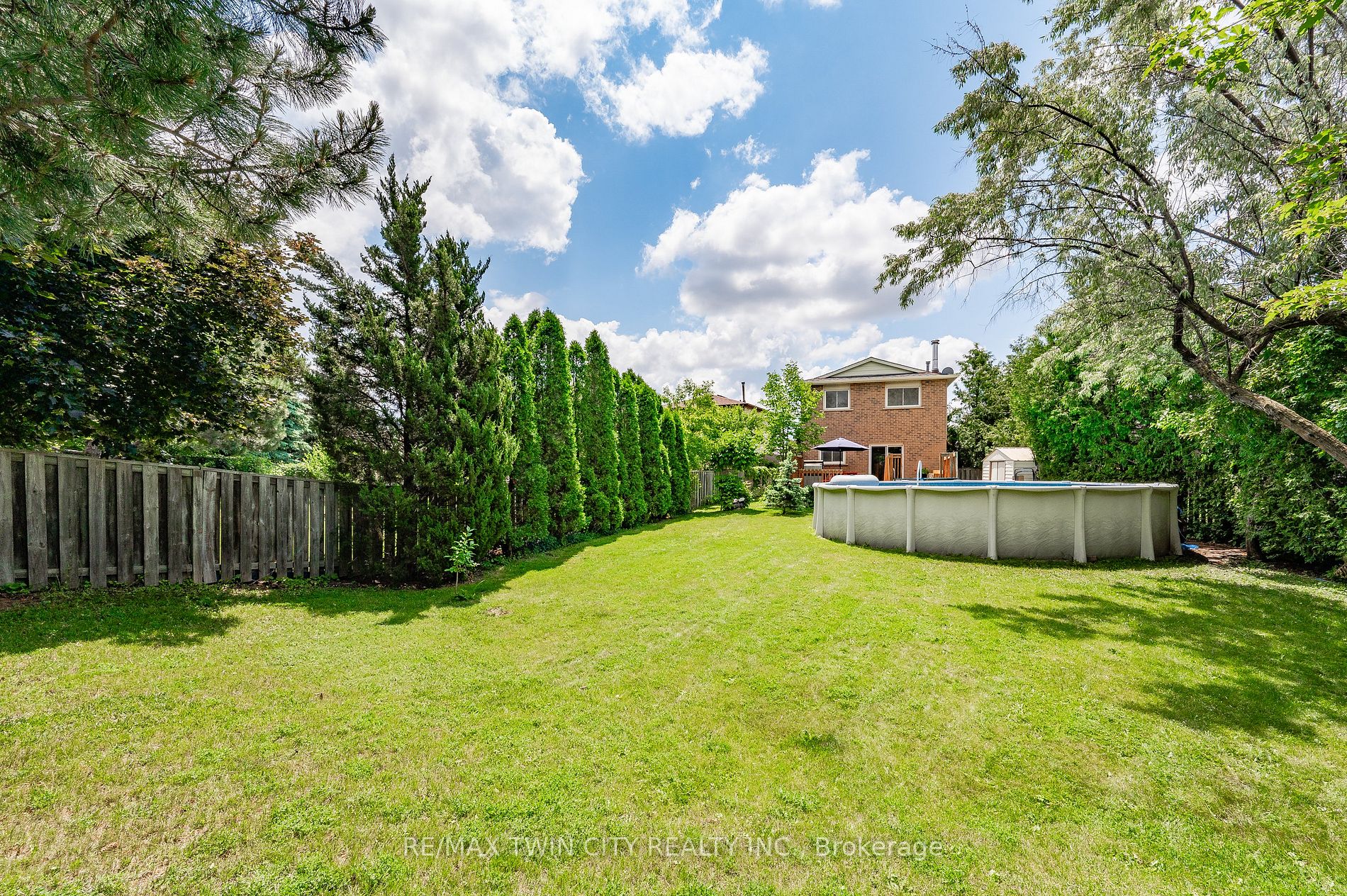 3017 Plum Tree Crt