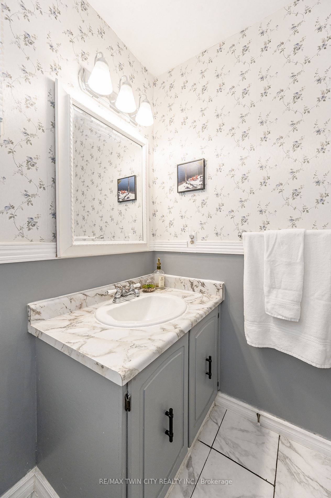 3017 Plum Tree Crt