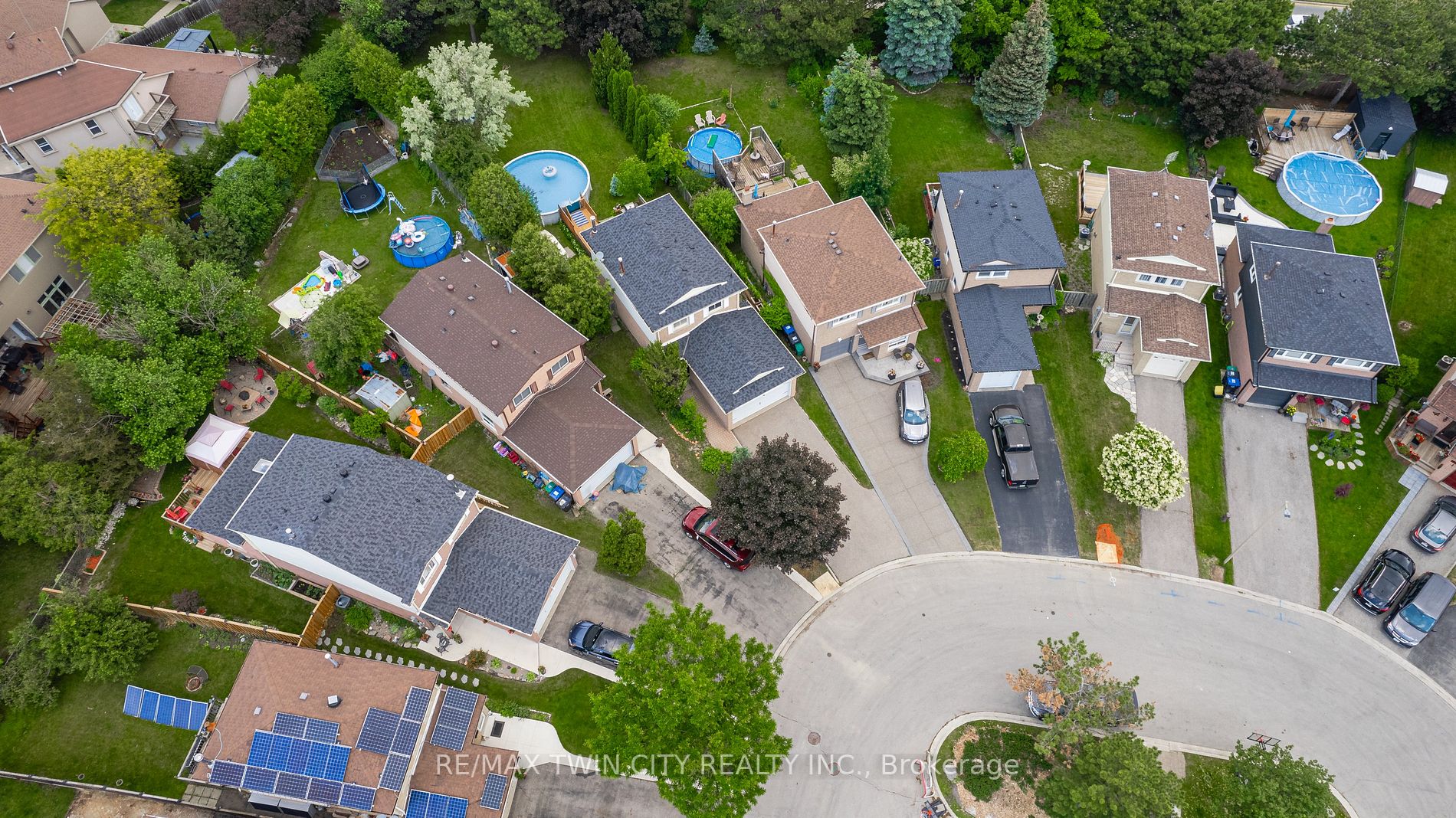 3017 Plum Tree Crt