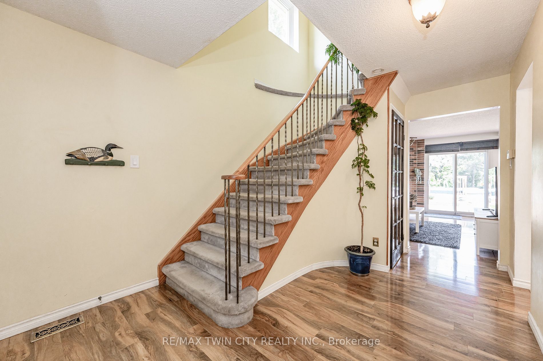 3017 Plum Tree Crt