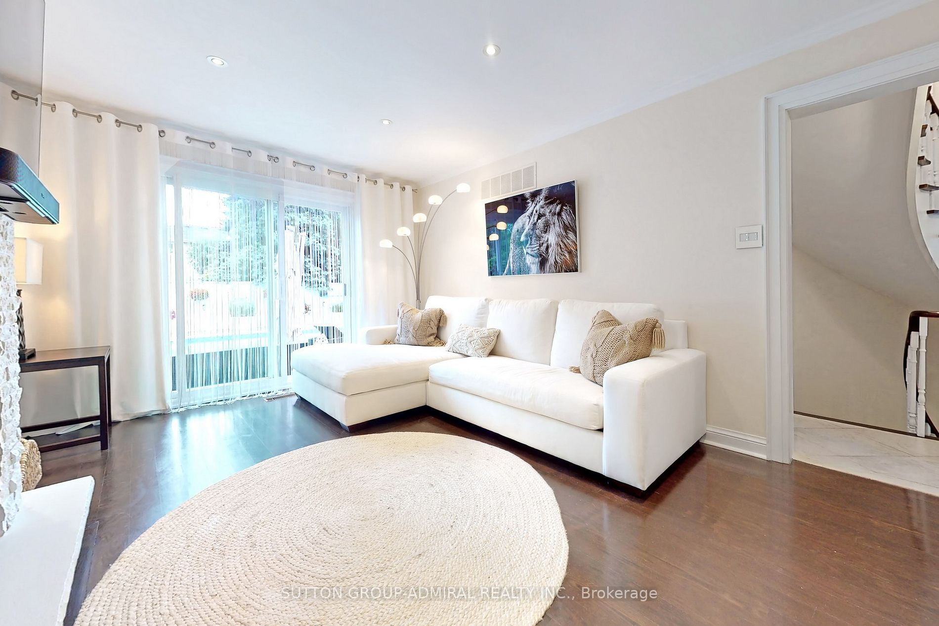 23 Radway Ave
