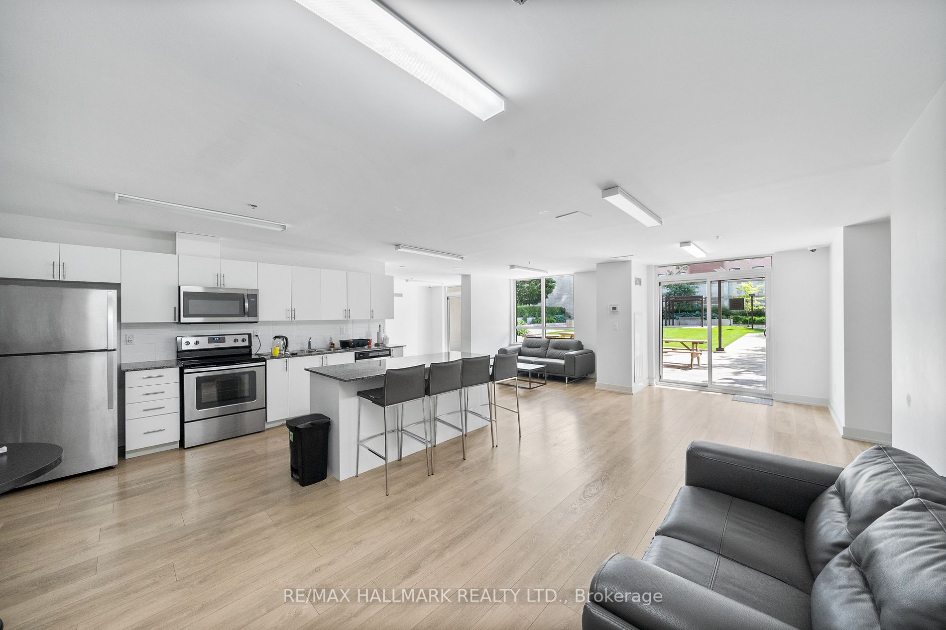 1410 Dupont St, #704