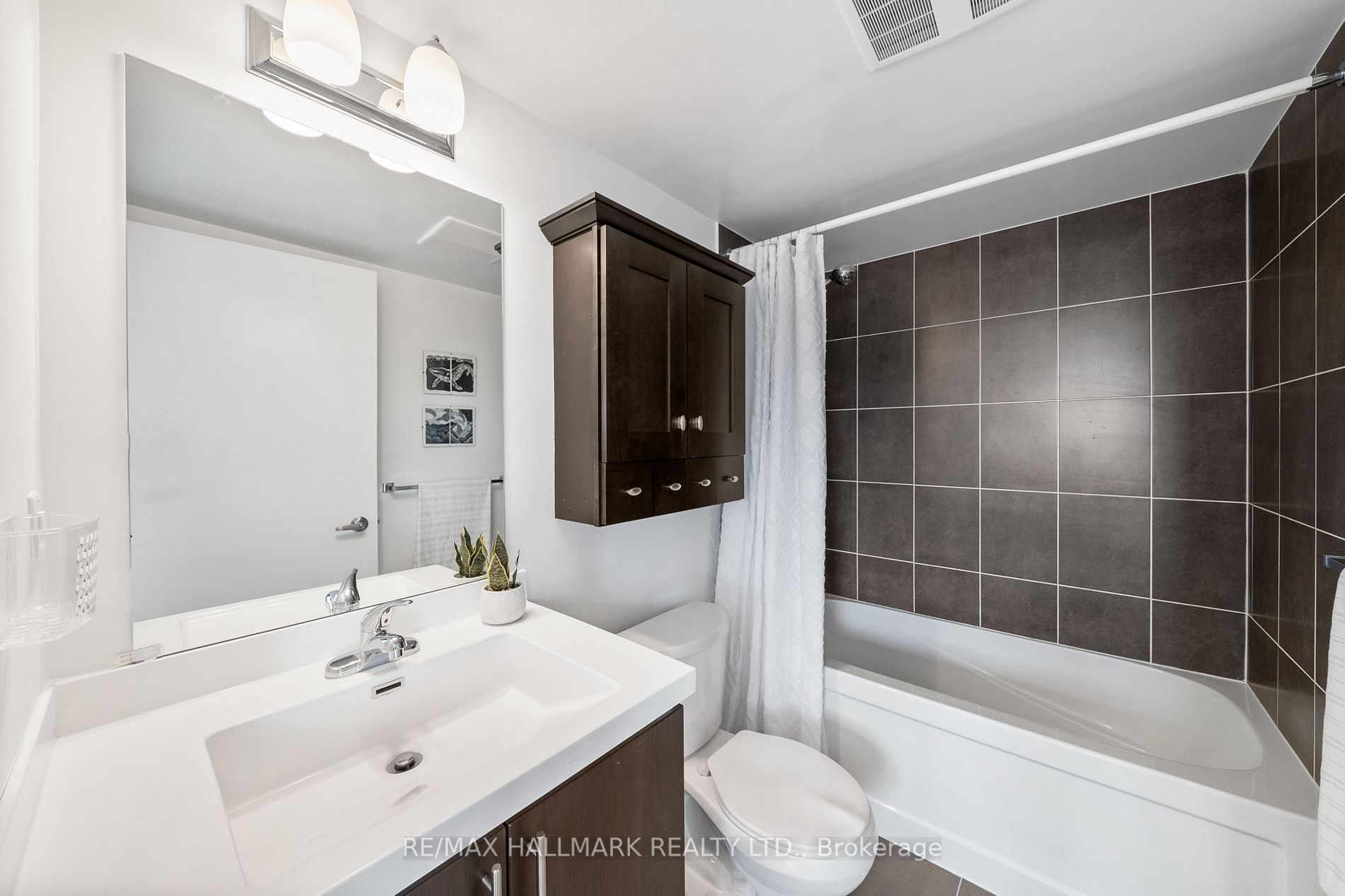 1410 Dupont St, #704