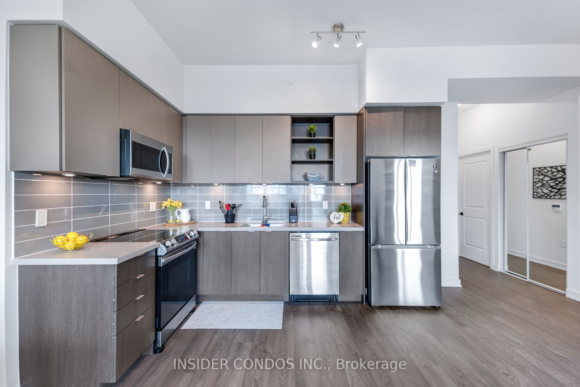 4655 Metcalfe Ave, #202B