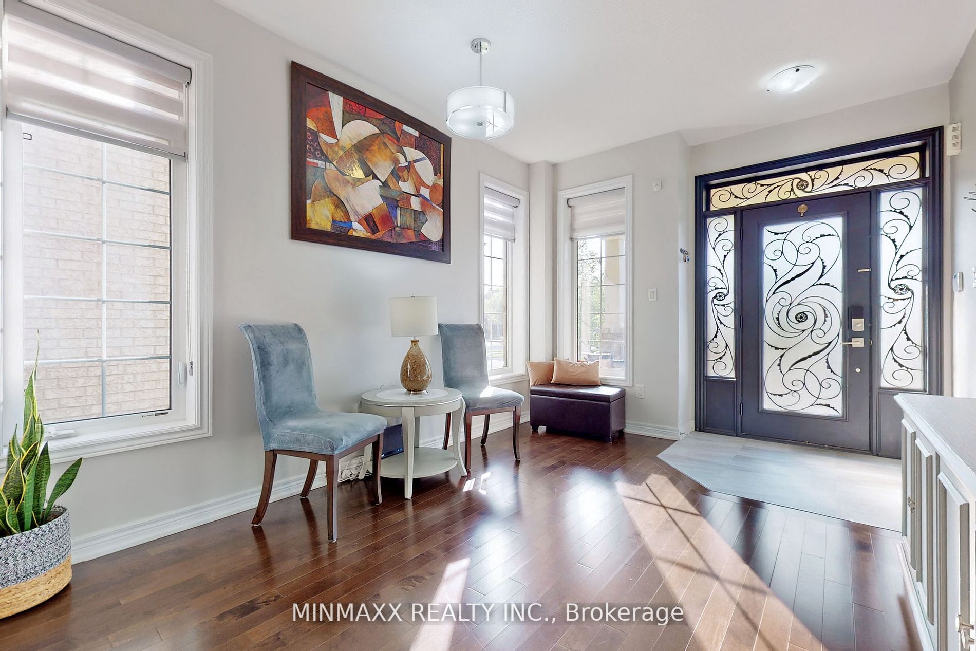 6 Jolana Cres