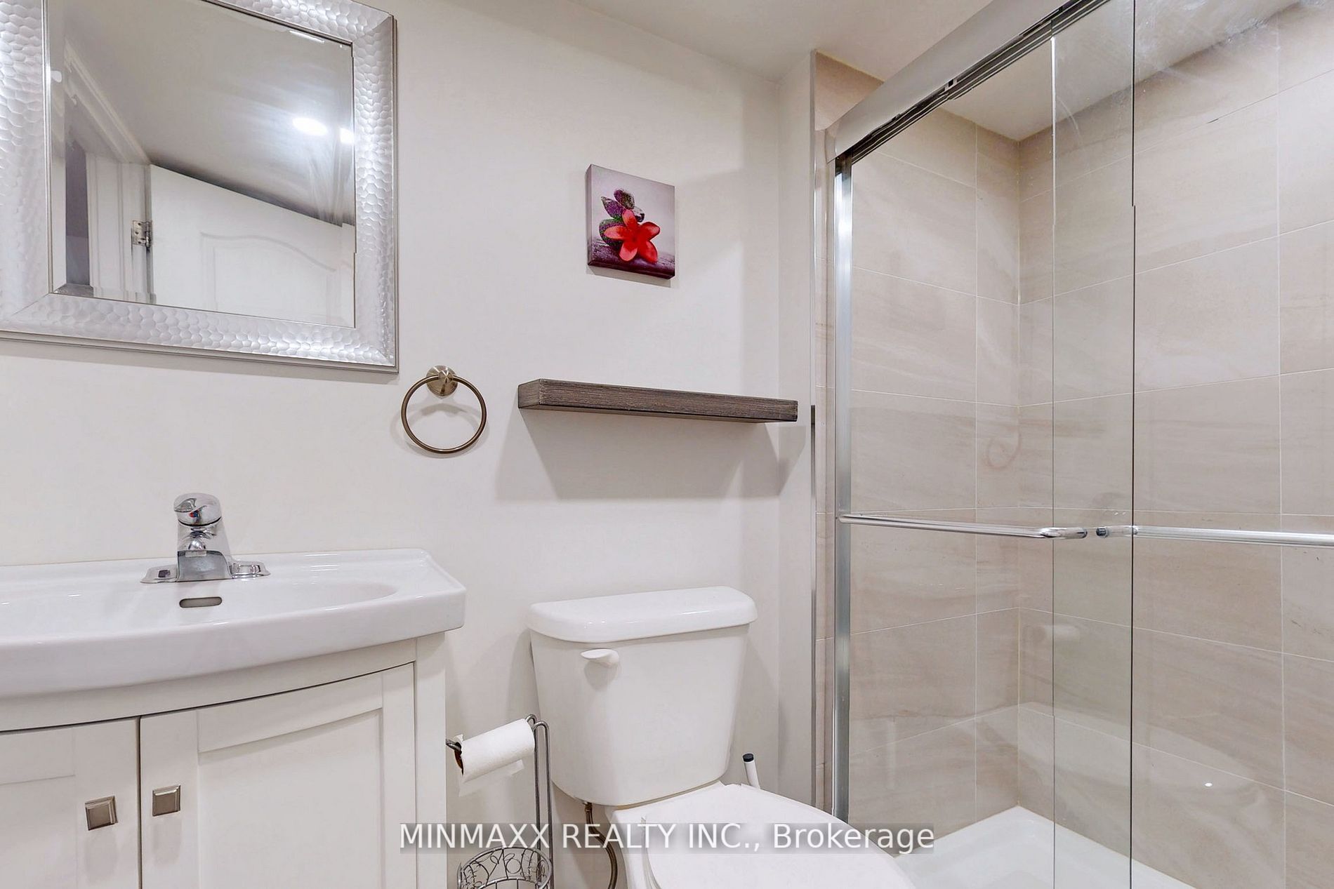 6 Jolana Cres