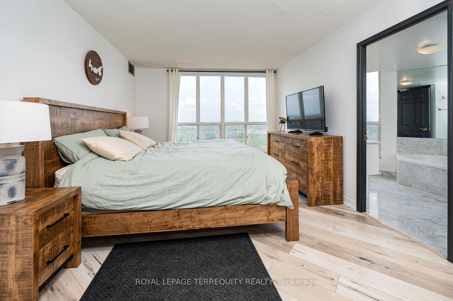 2285 Lake Shore Blvd W, #2108
