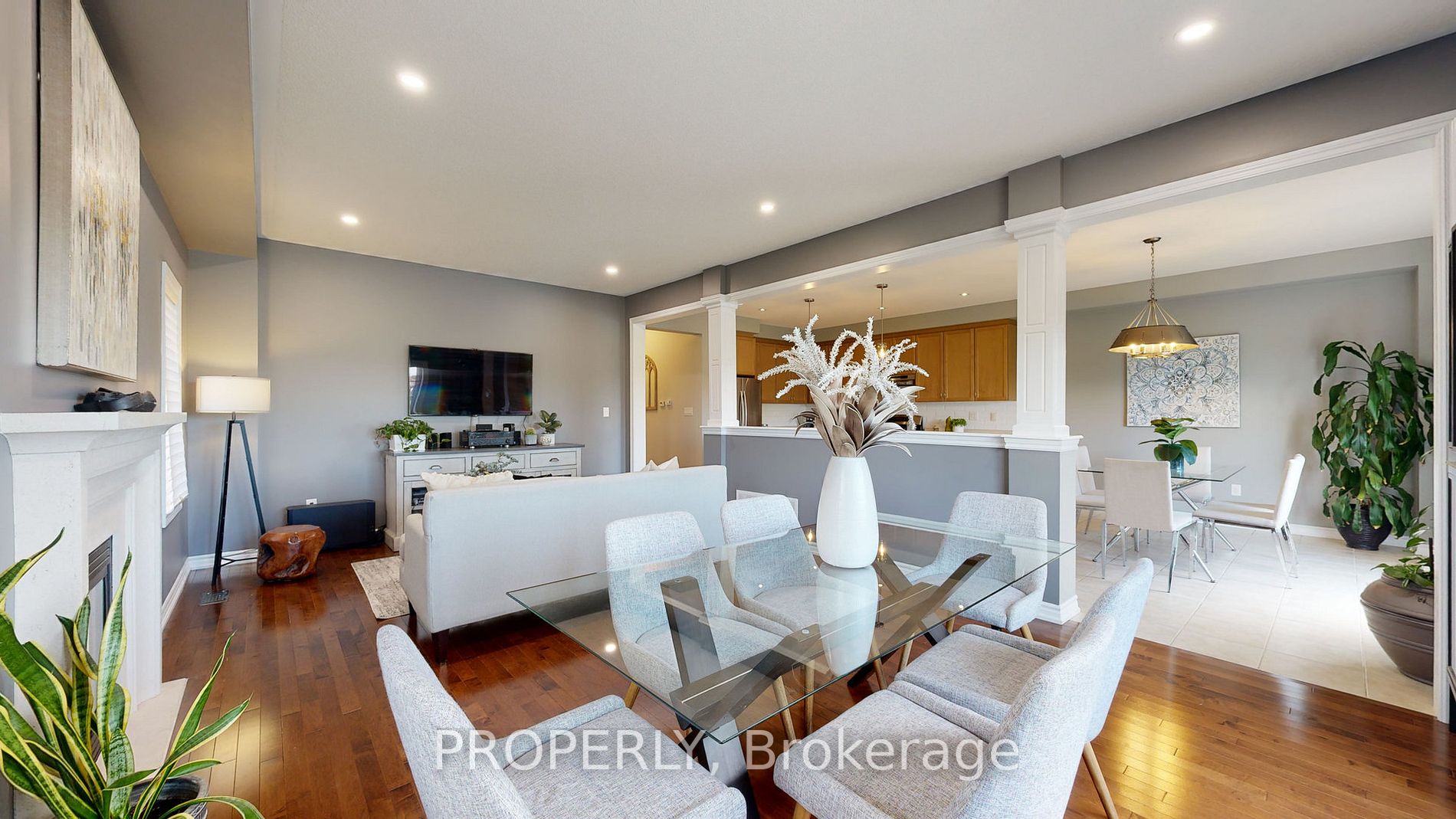 24 Lone Rock Circ