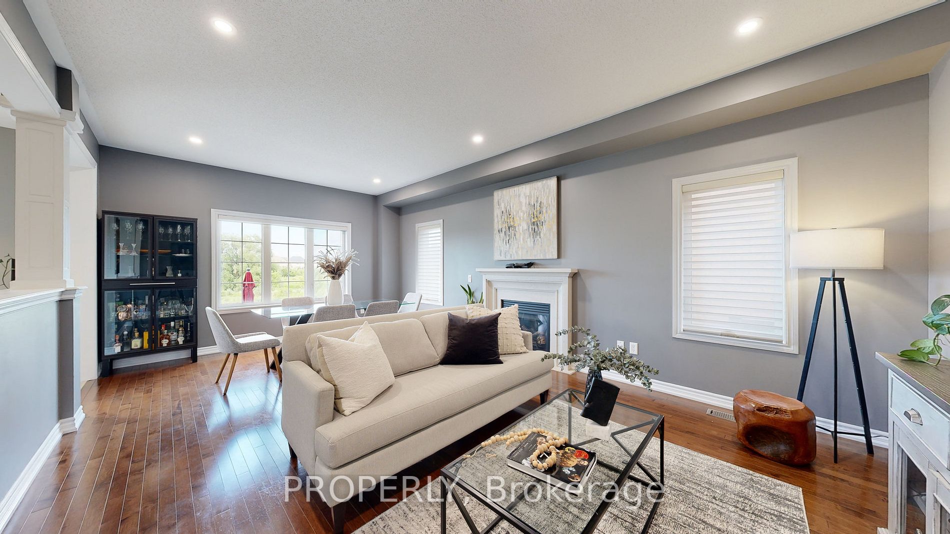 24 Lone Rock Circ